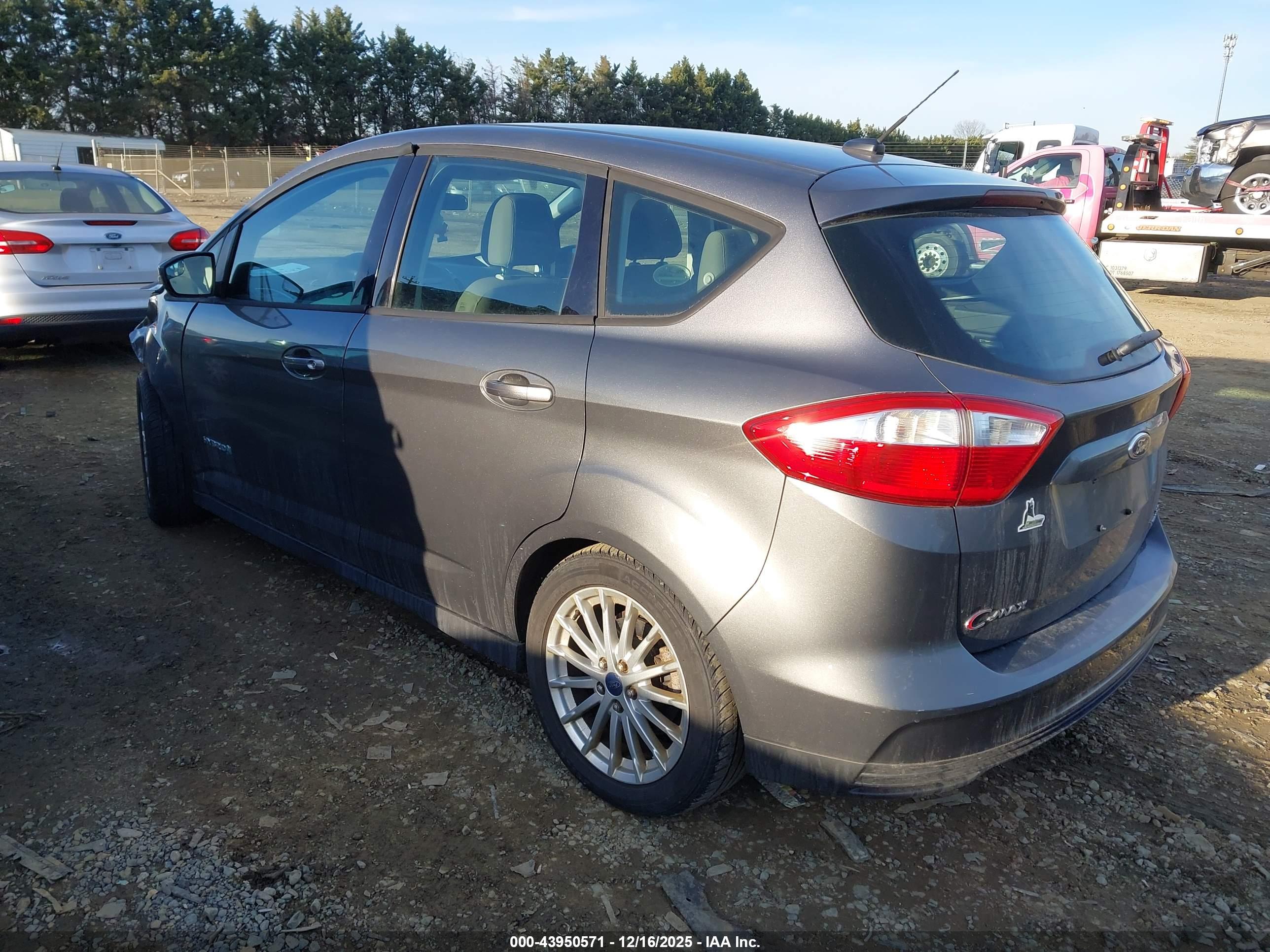 FORD C-MAX image 3