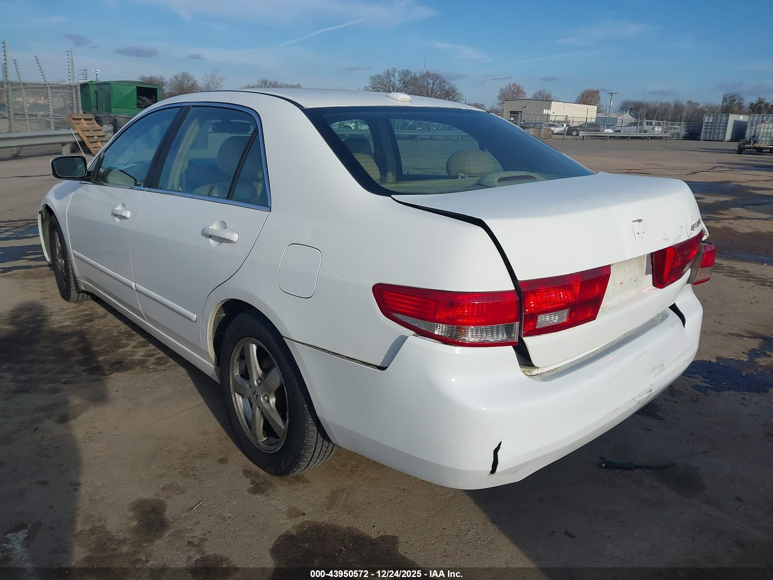 HONDA ACCORD image 3