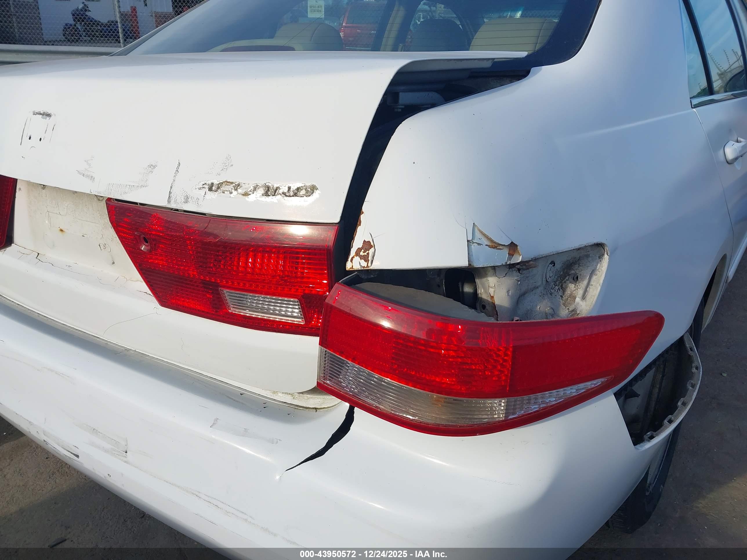 HONDA ACCORD image 6
