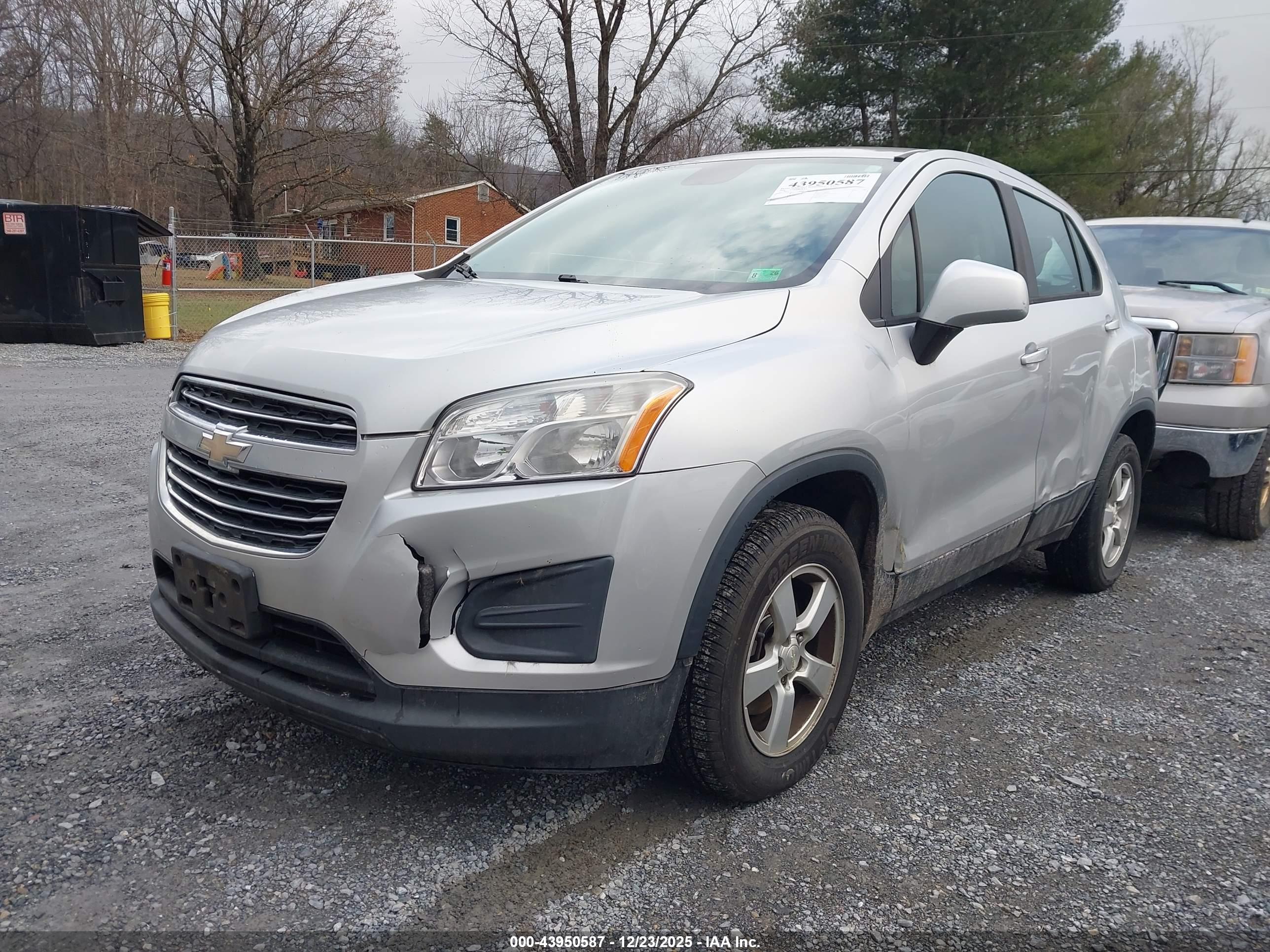 CHEVROLET TRAX image 6