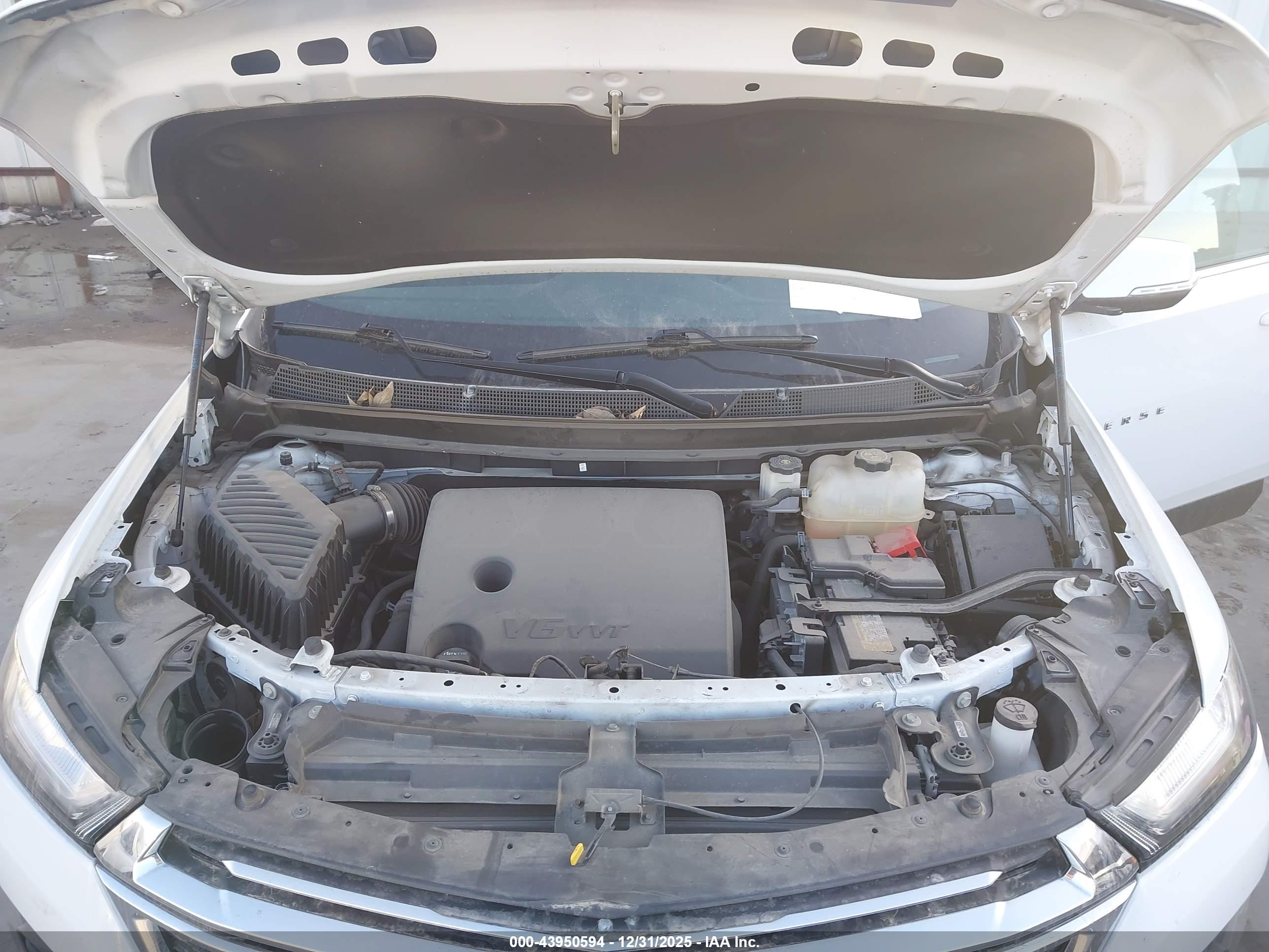 CHEVROLET TRAVERSE image 10