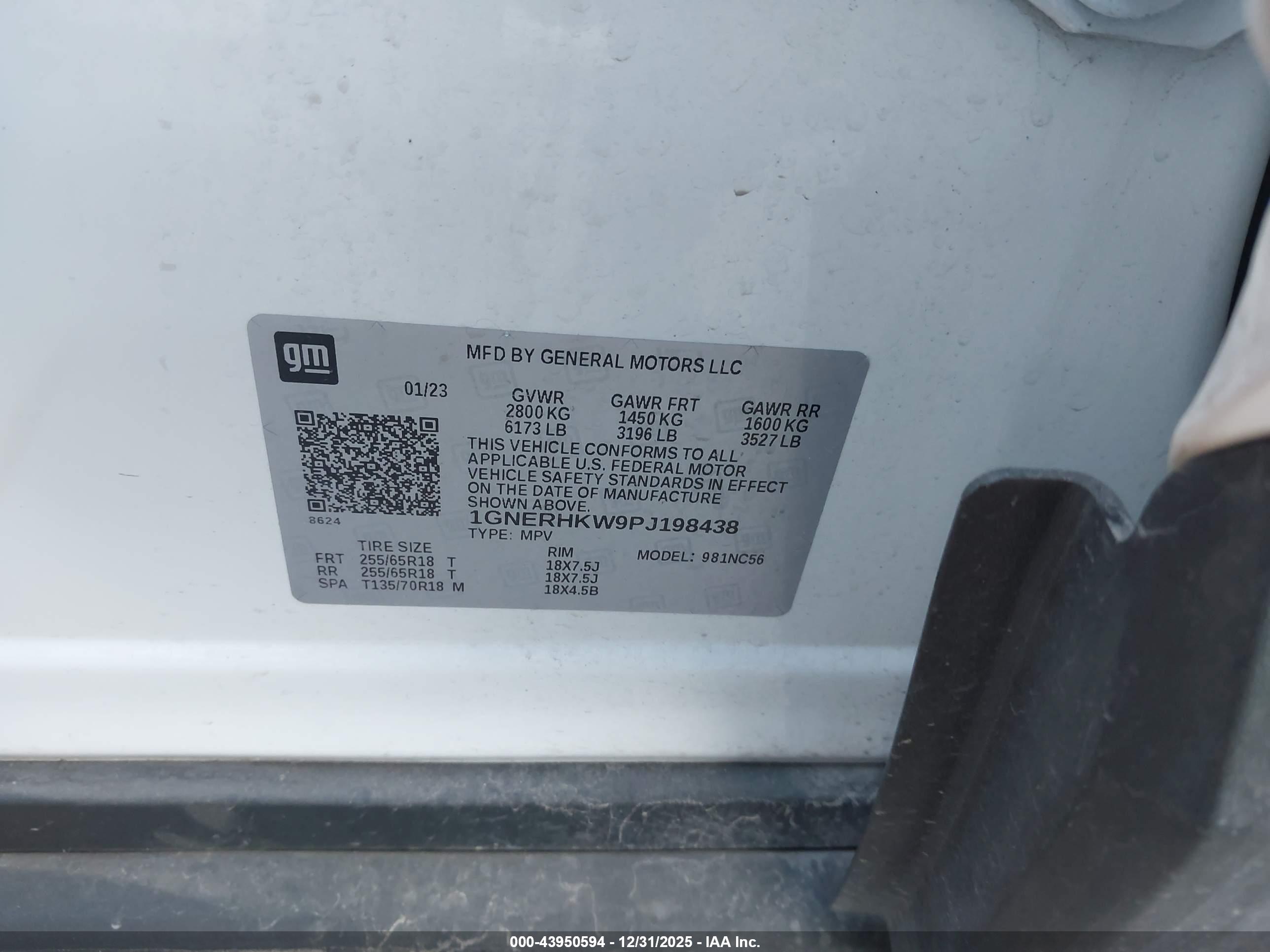 CHEVROLET TRAVERSE image 9