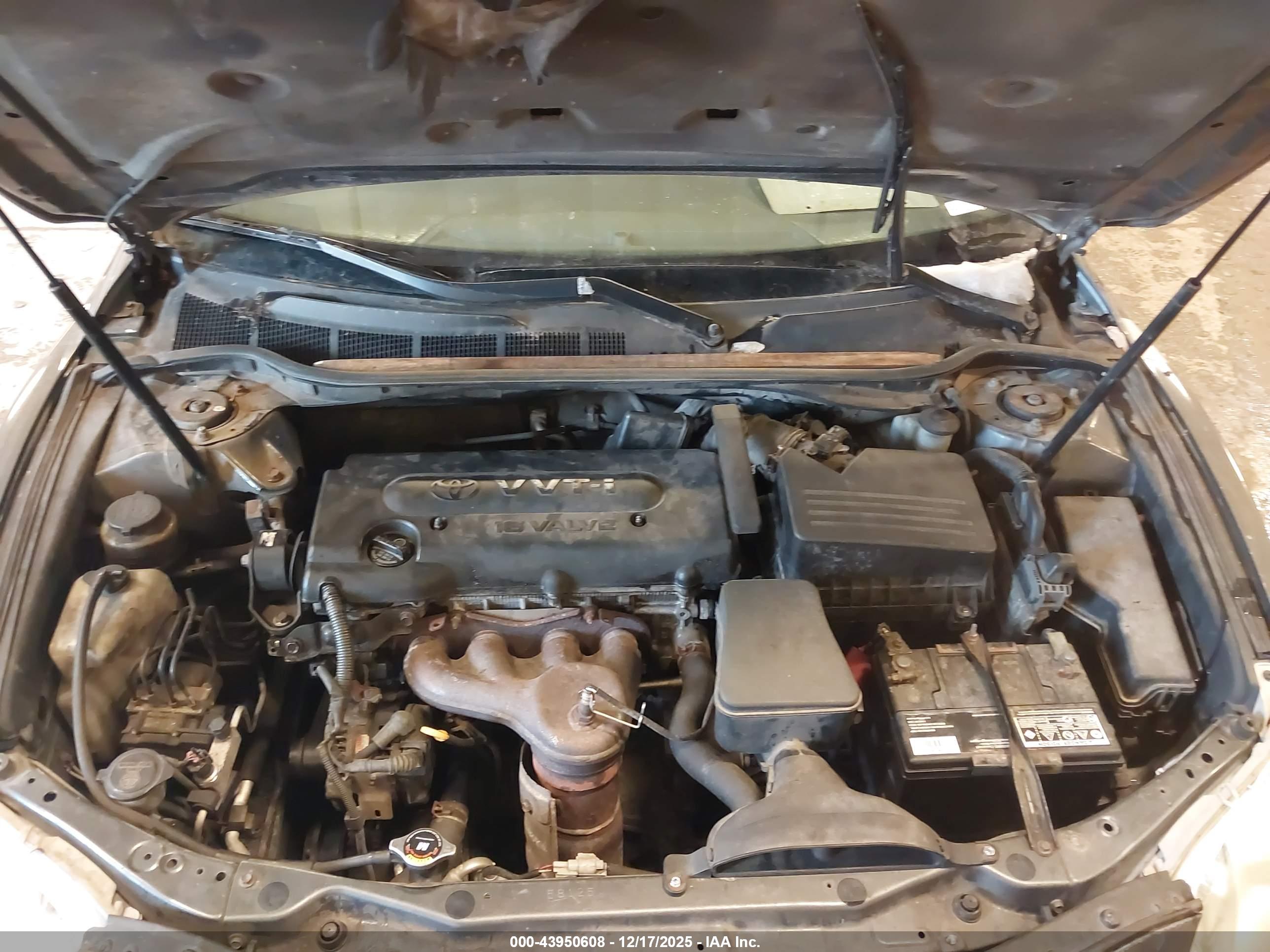 TOYOTA CAMRY image 10