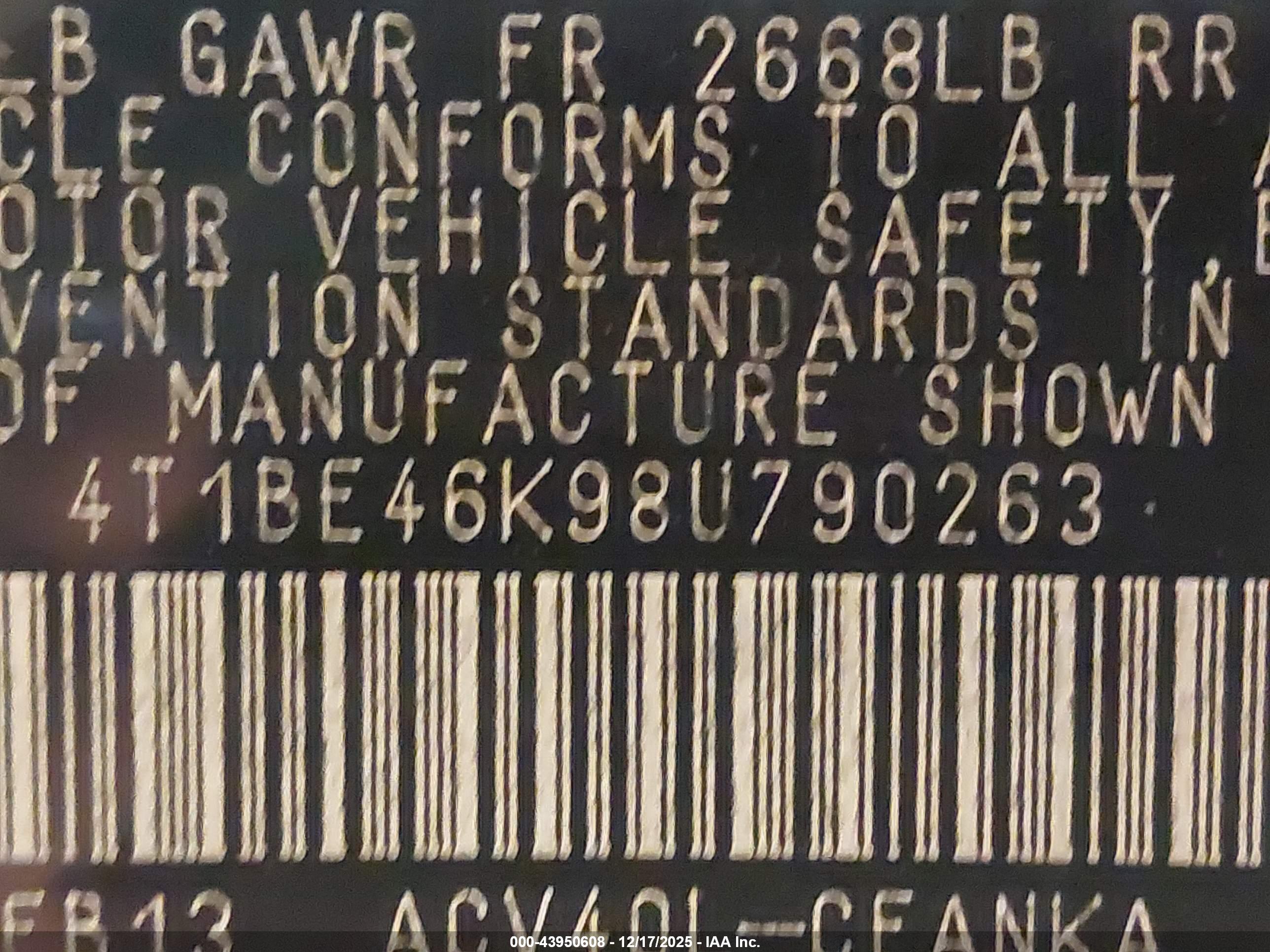 TOYOTA CAMRY image 9
