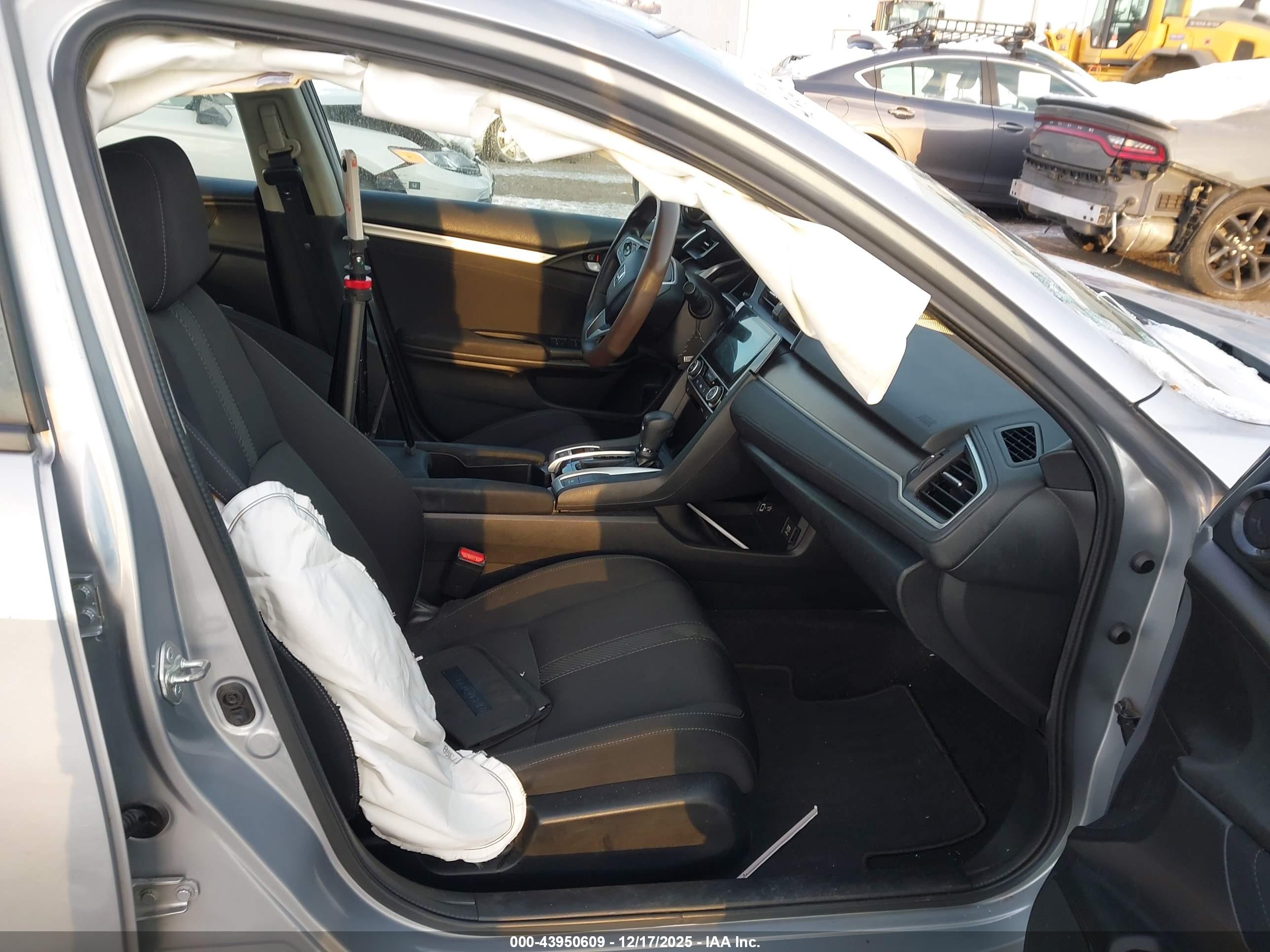HONDA CIVIC image 5