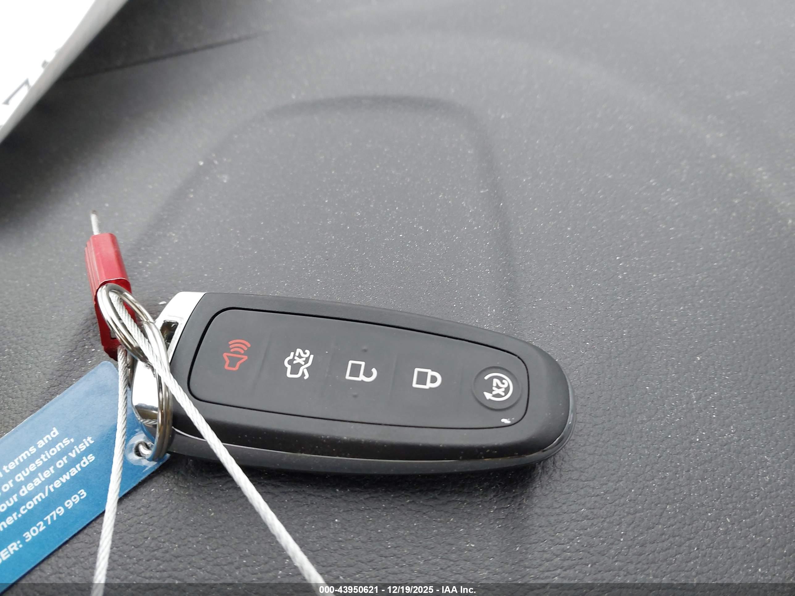 FORD ESCAPE image 11