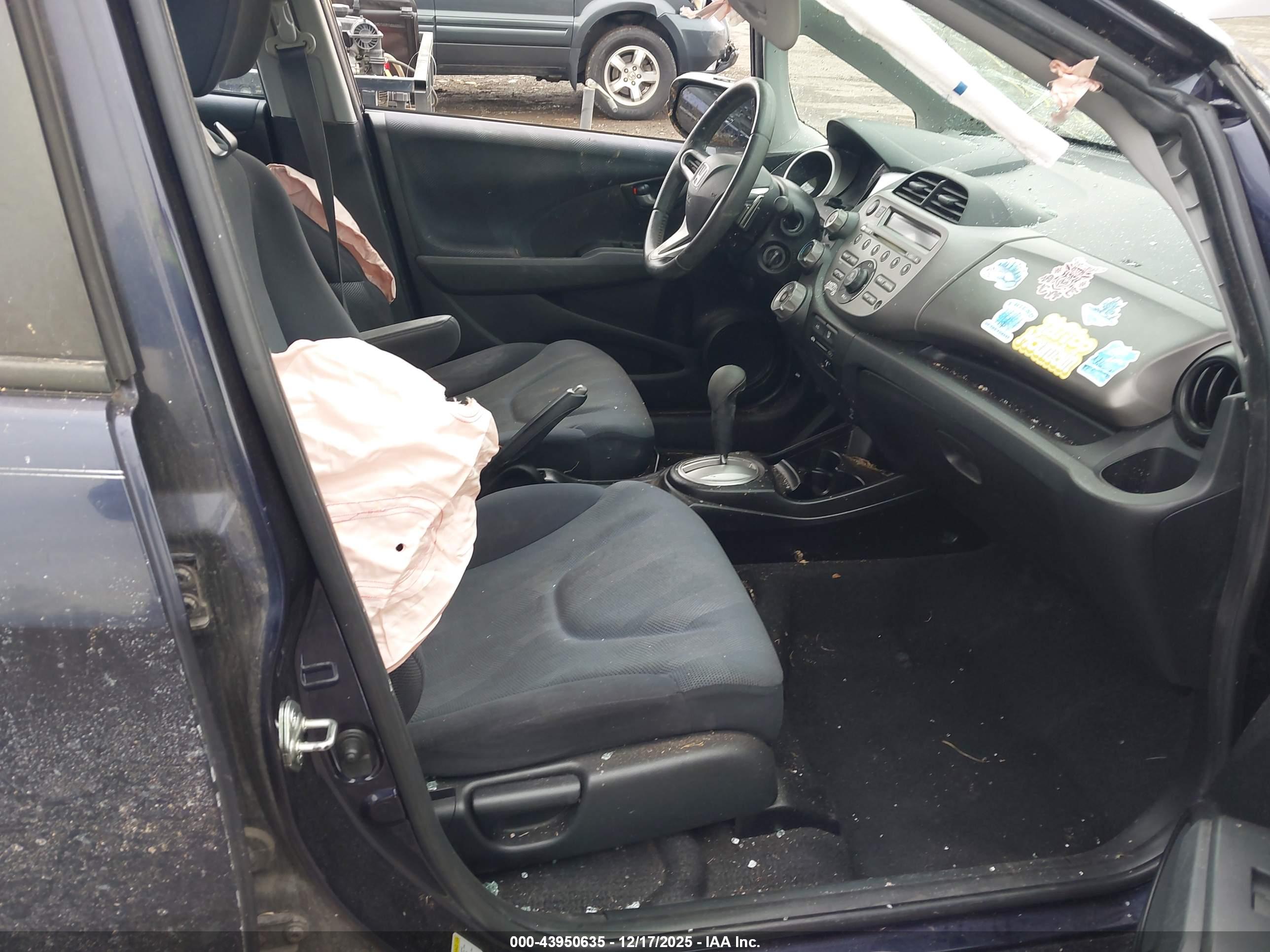 HONDA FIT image 5