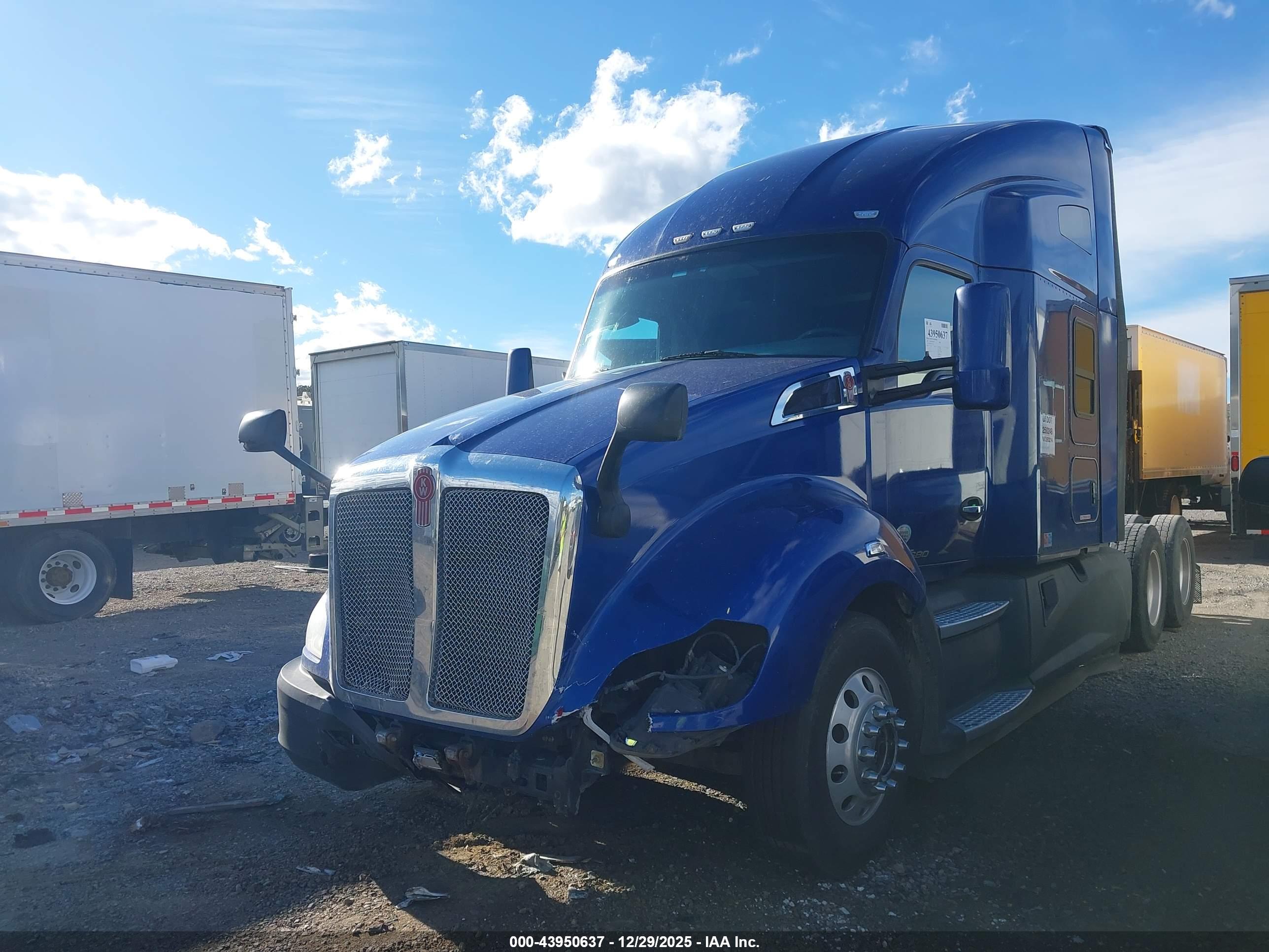 KENWORTH T680 image 2