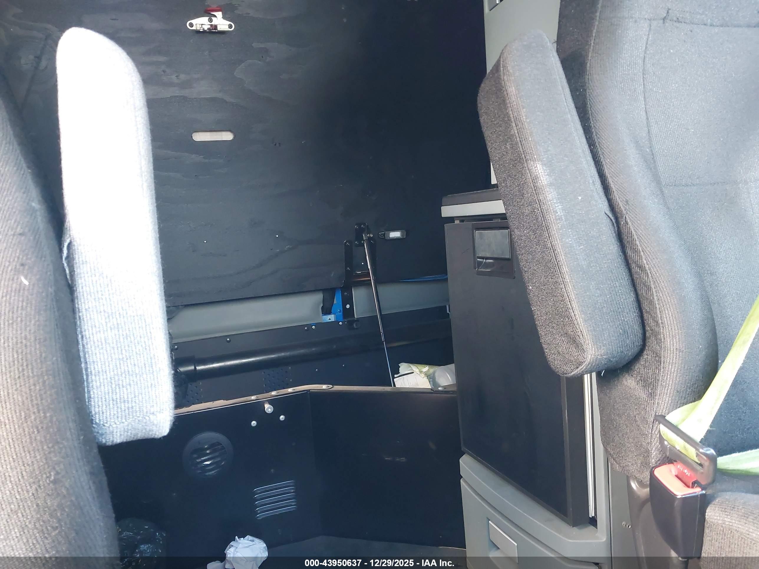 KENWORTH T680 image 7