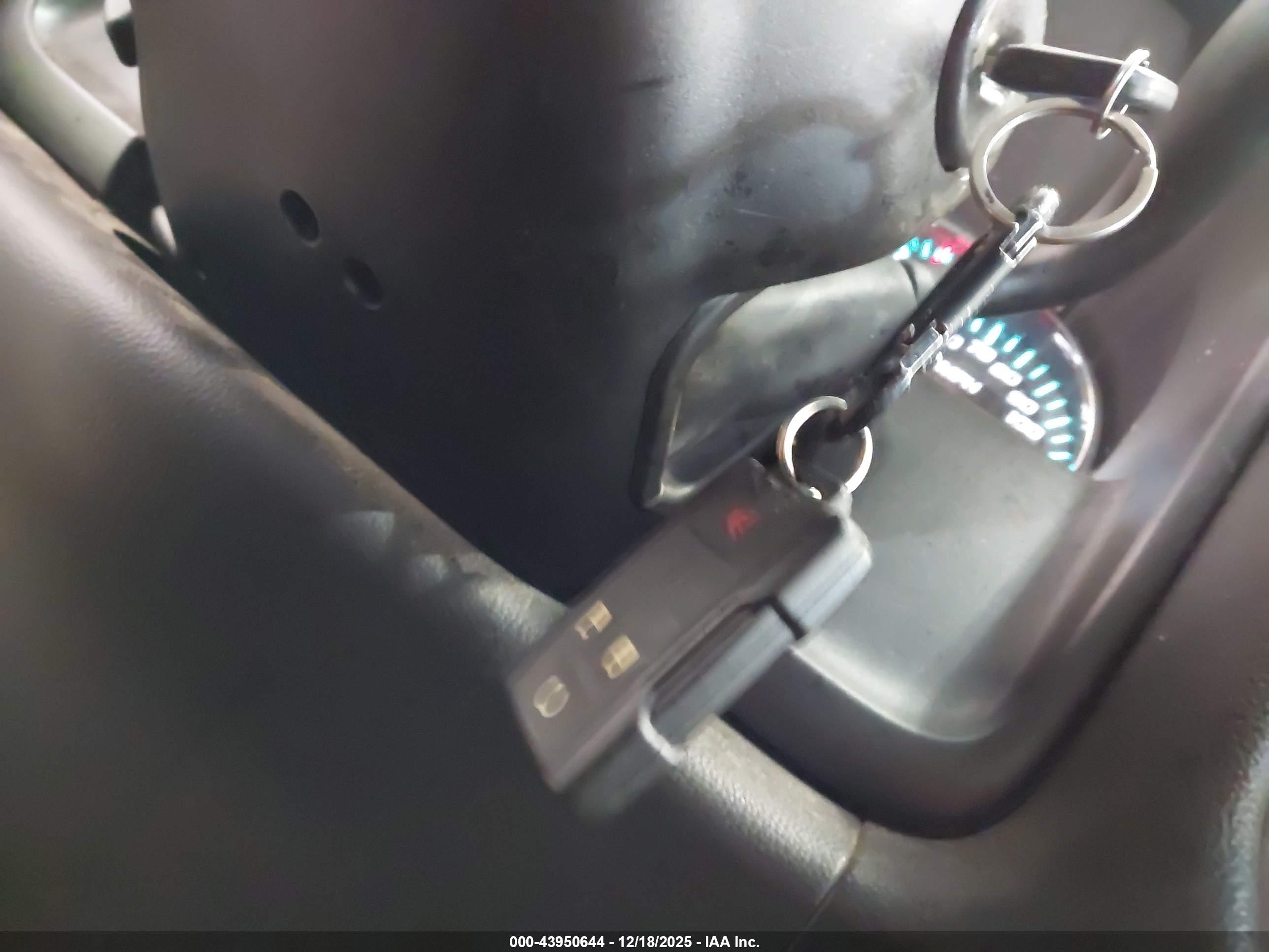 CHEVROLET SILVERADO image 11