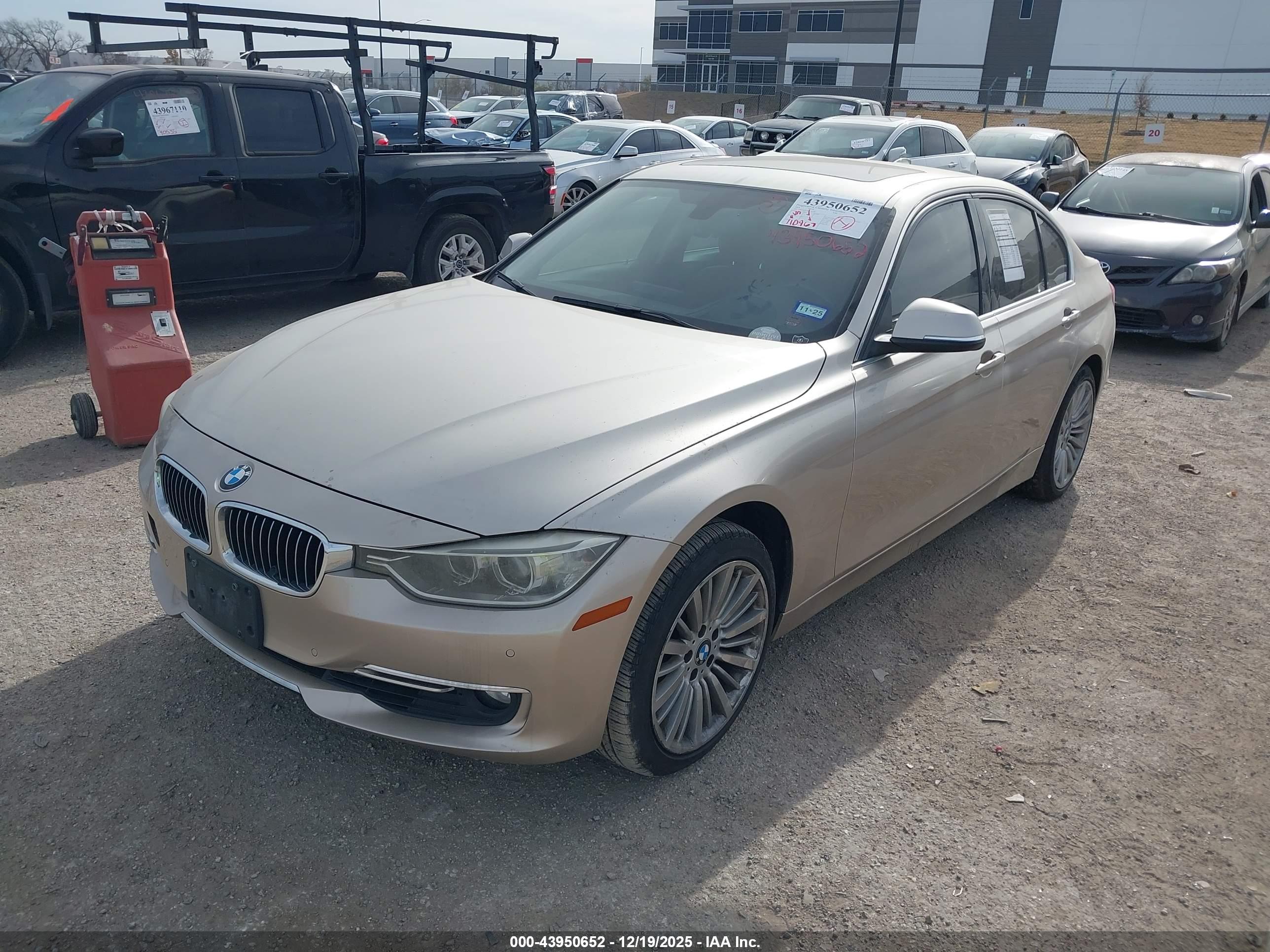 BMW 328I image 2