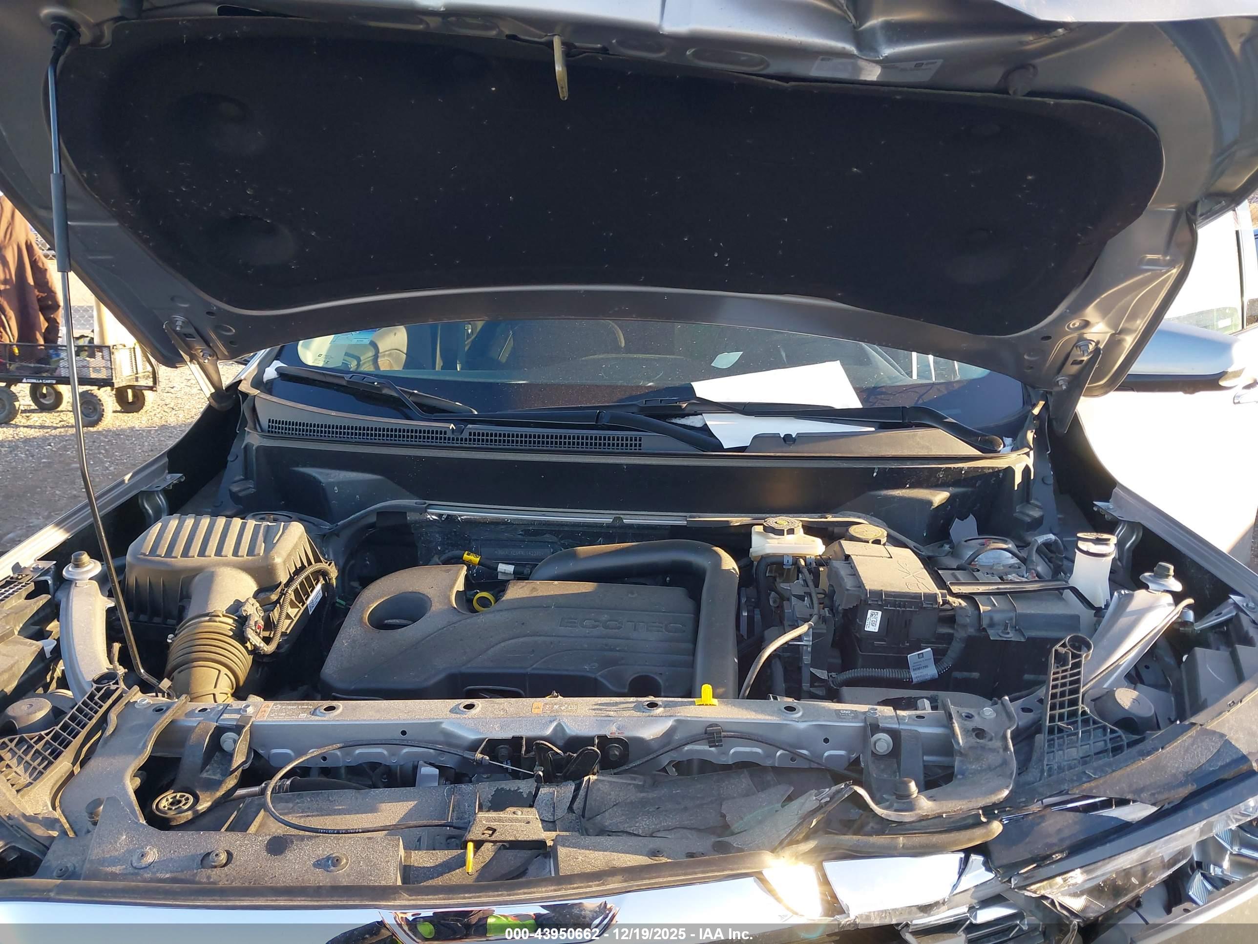 GMC TERRAIN image 10