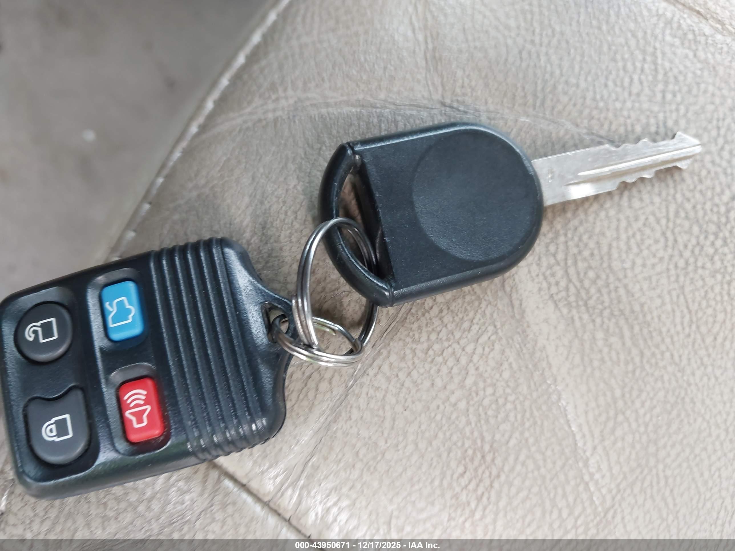 FORD FOCUS image 11