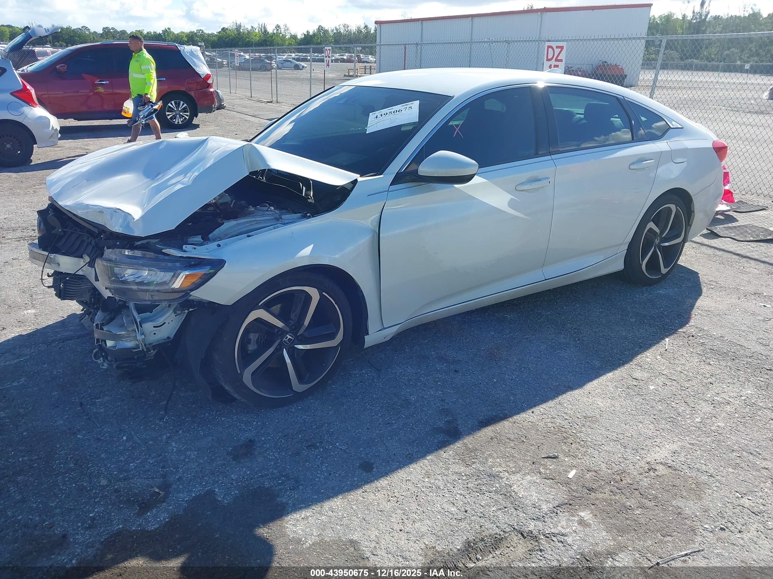 HONDA ACCORD image 2
