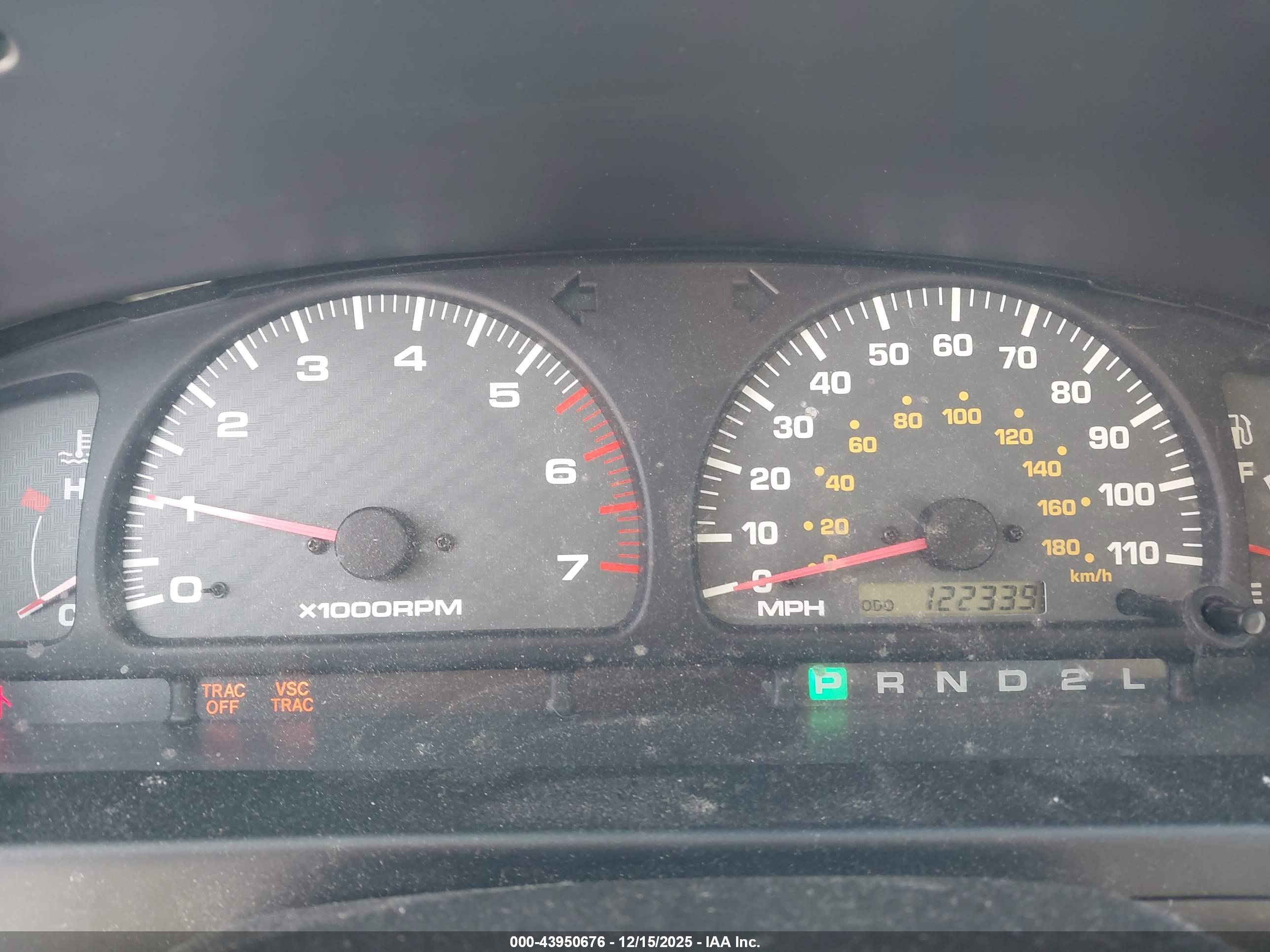 TOYOTA 4RUNNER image 7