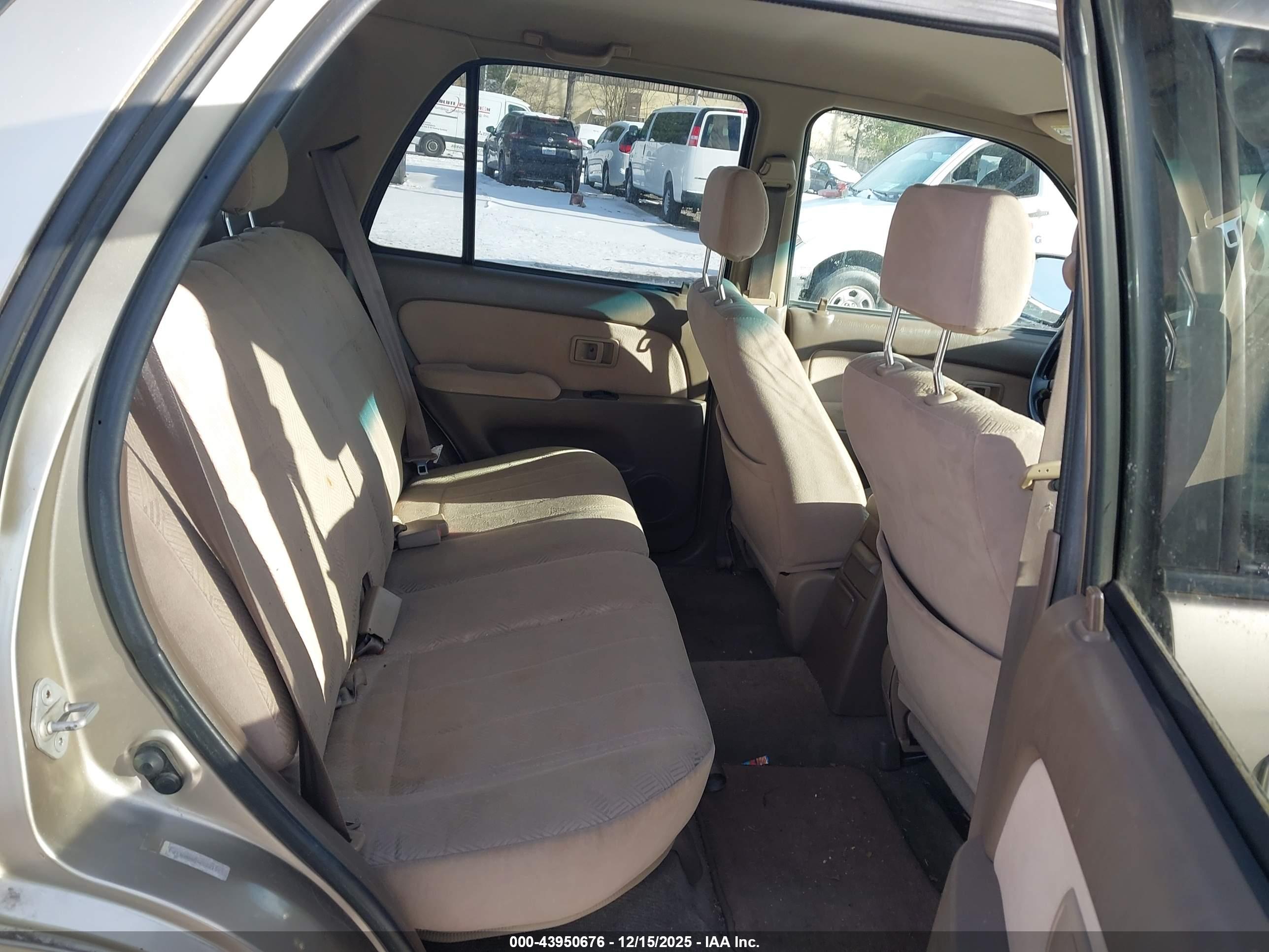 TOYOTA 4RUNNER image 8
