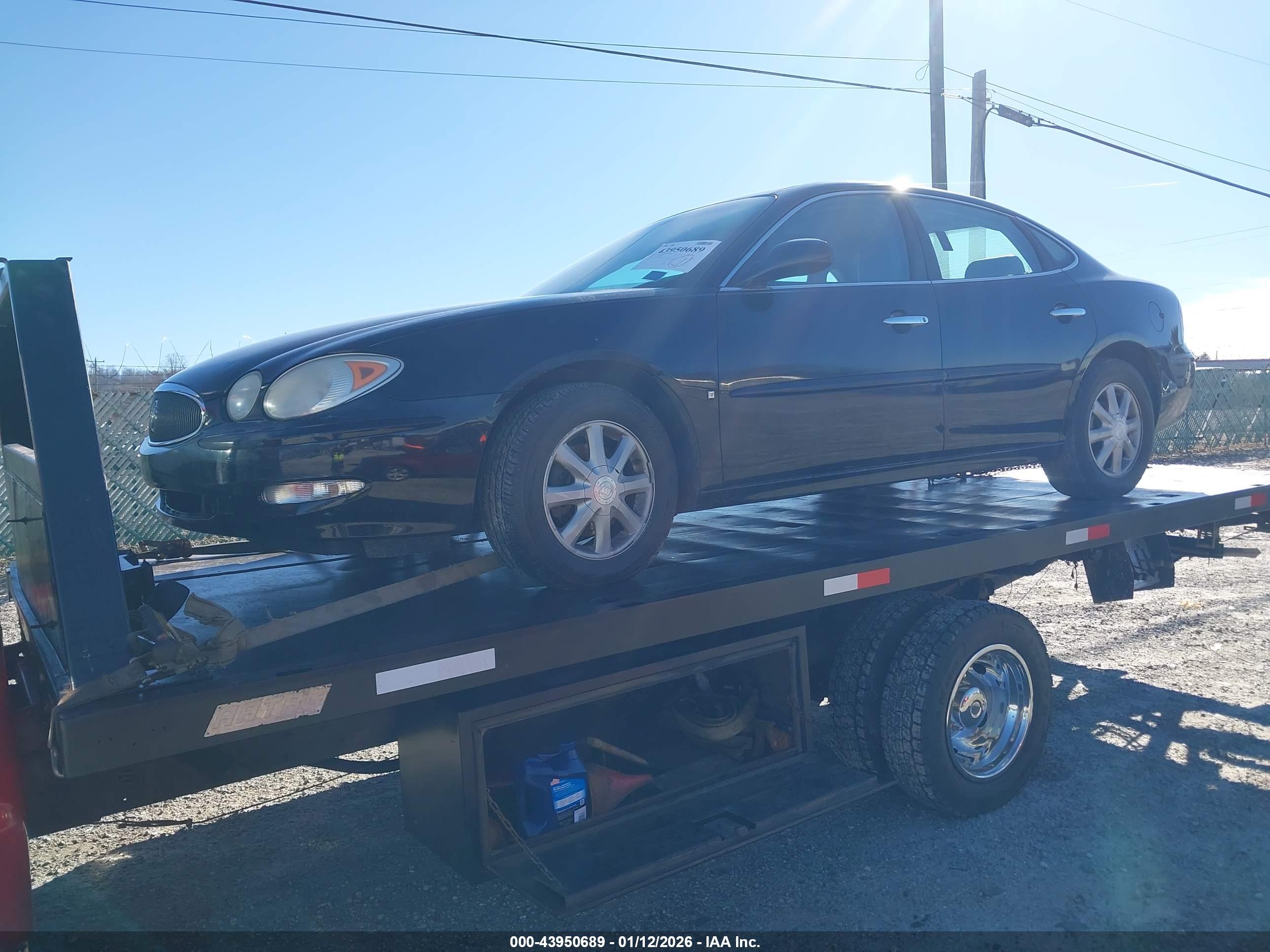 BUICK LACROSSE image 2