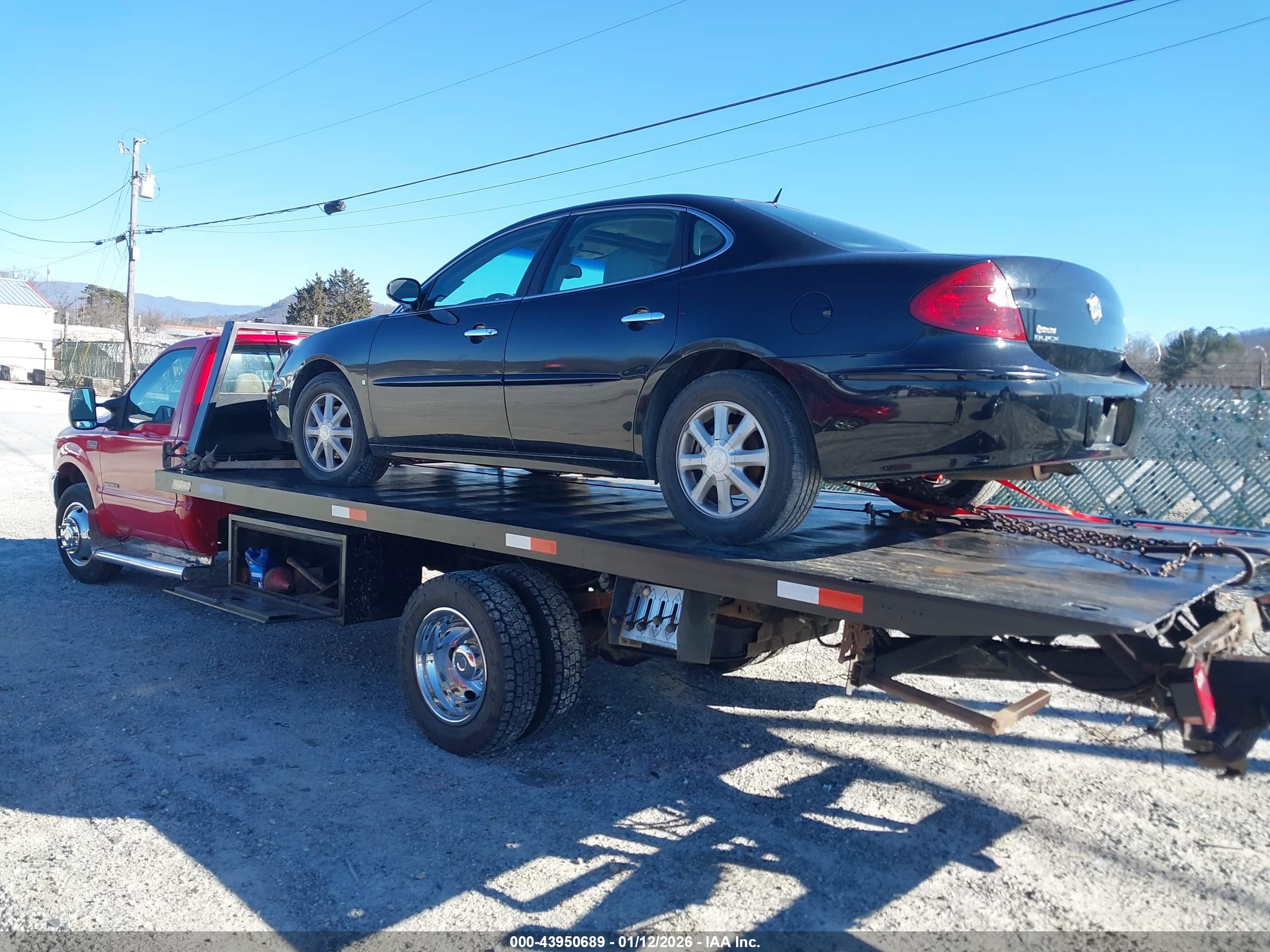 BUICK LACROSSE image 3