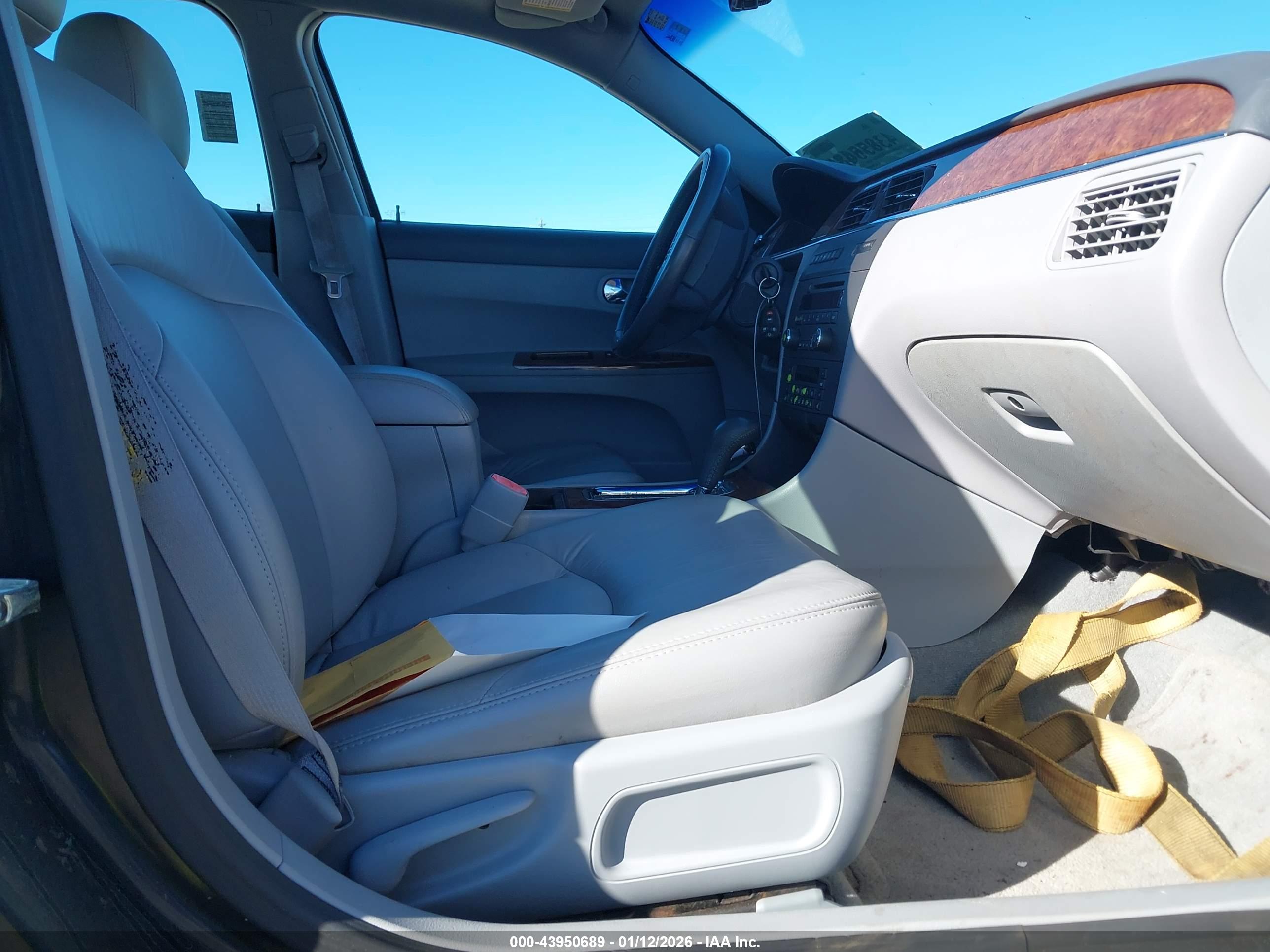 BUICK LACROSSE image 5