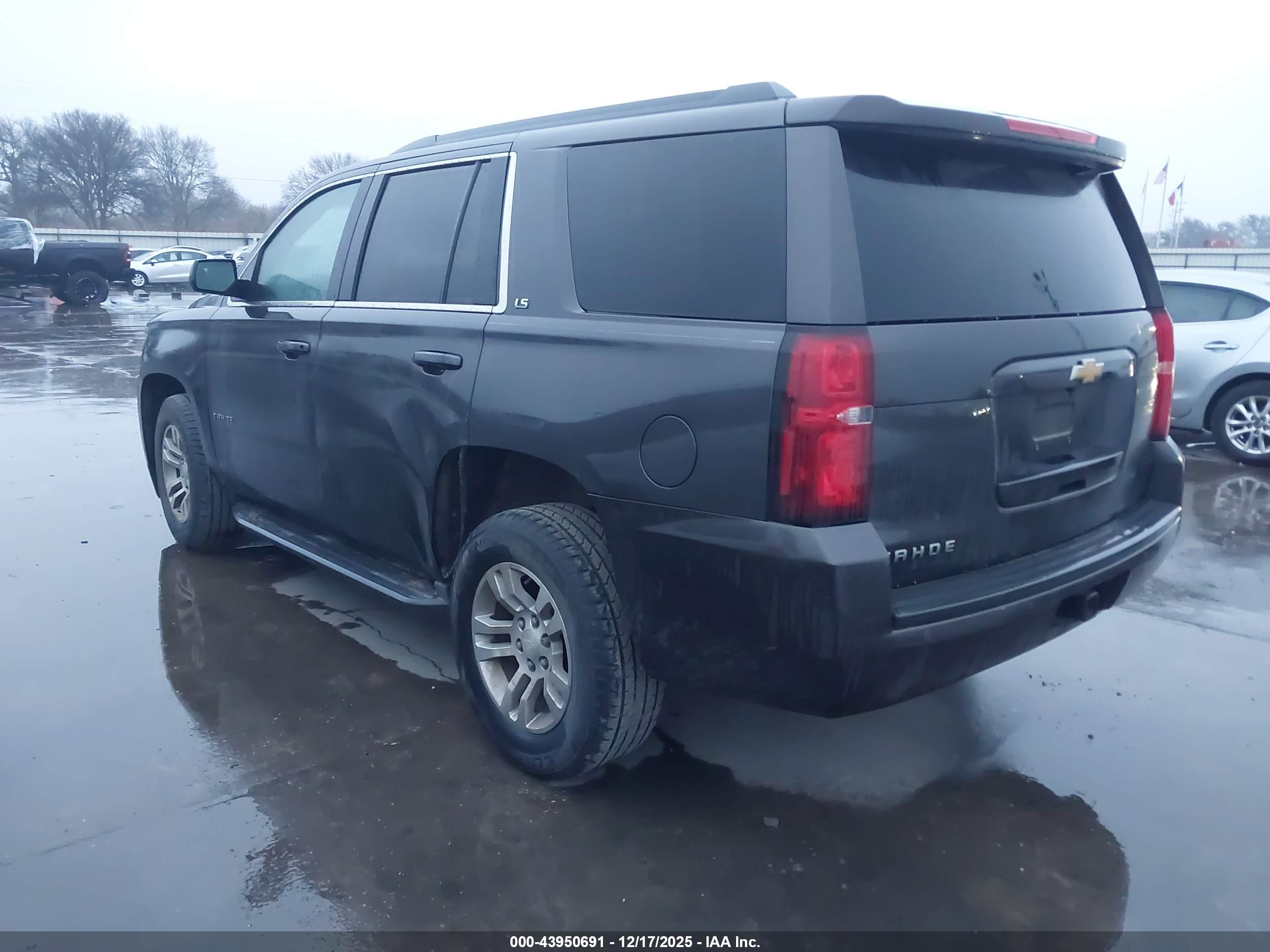 CHEVROLET TAHOE image 3