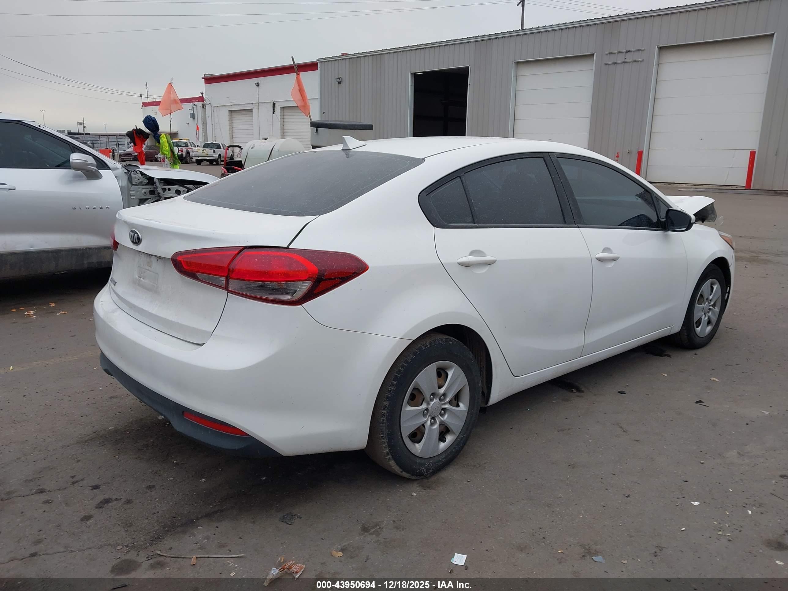 KIA FORTE image 4