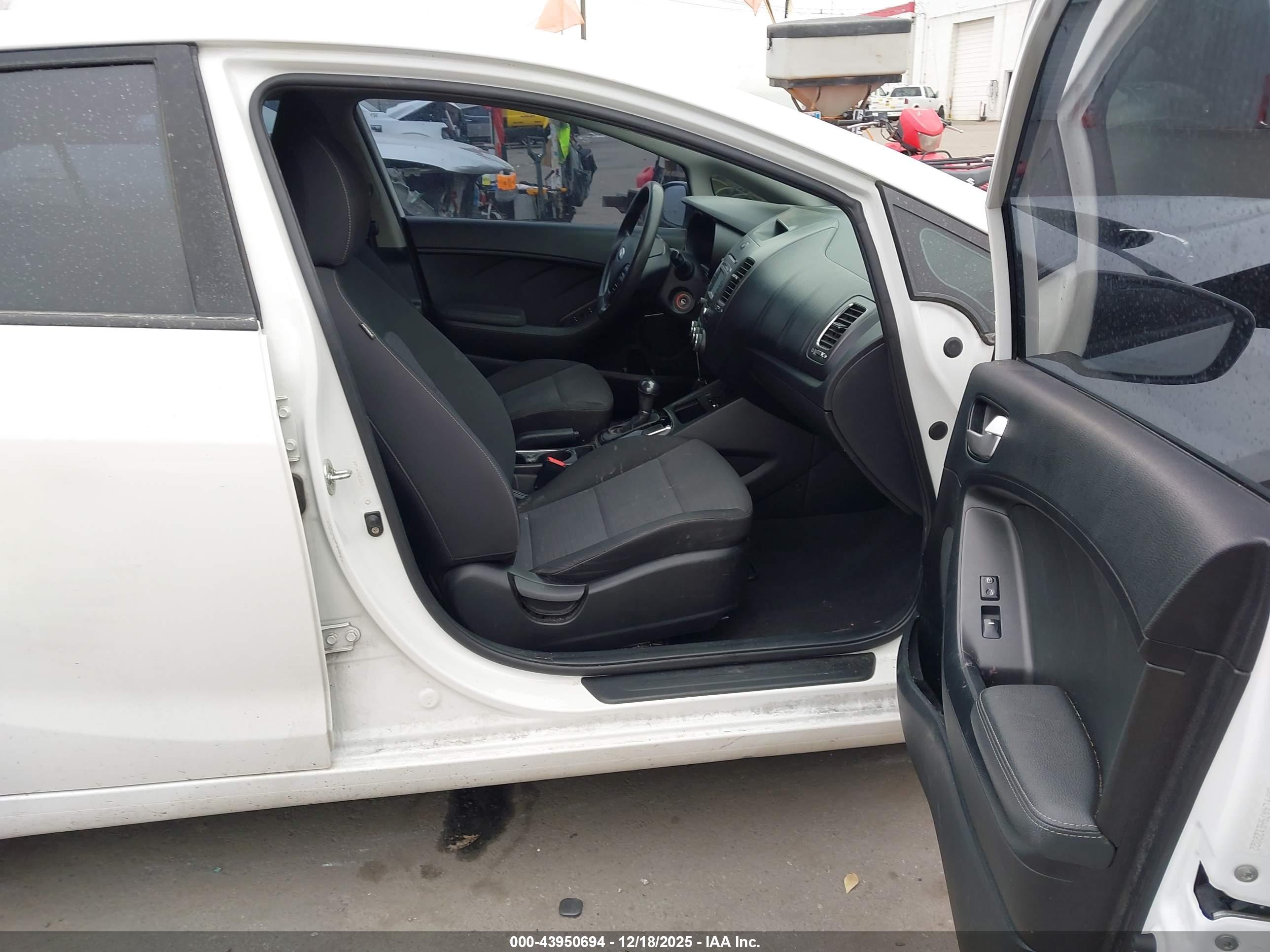 KIA FORTE image 5