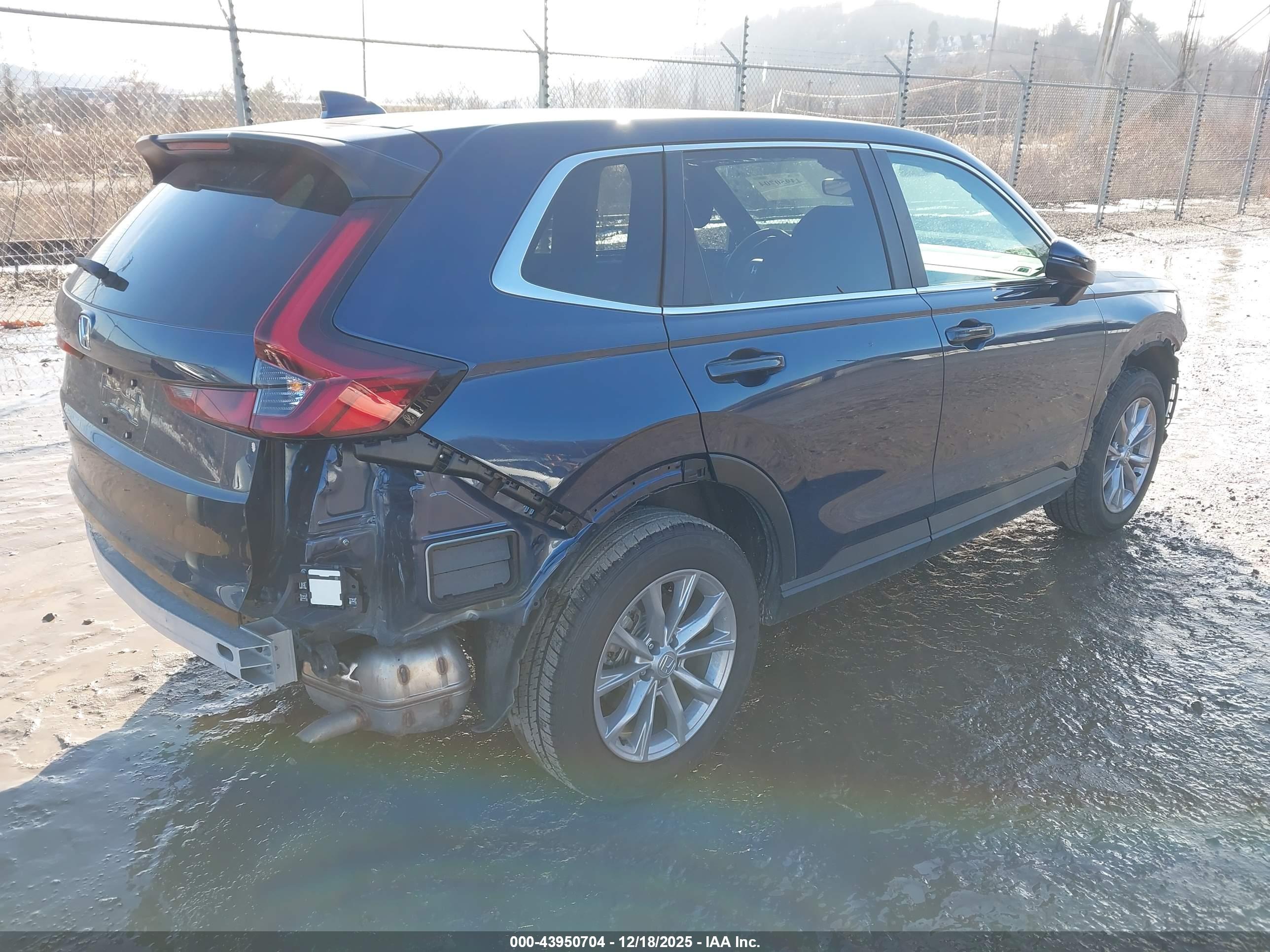 HONDA CR-V image 4