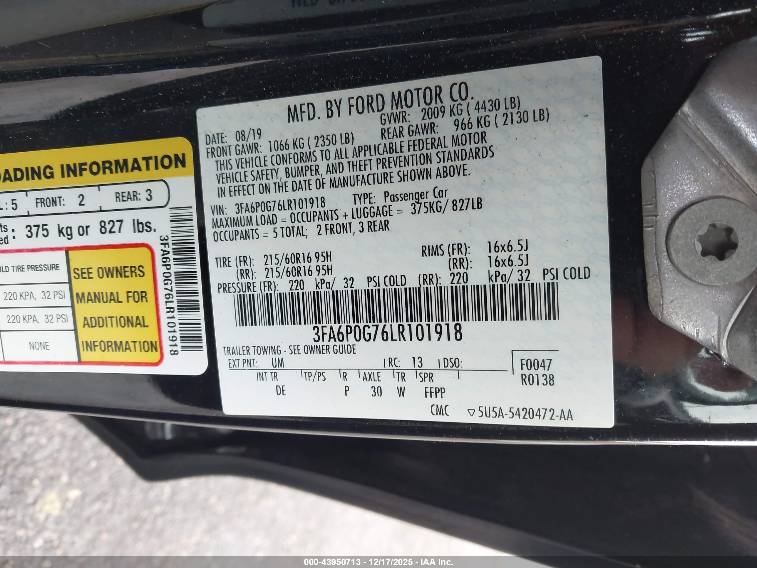 FORD FUSION image 9