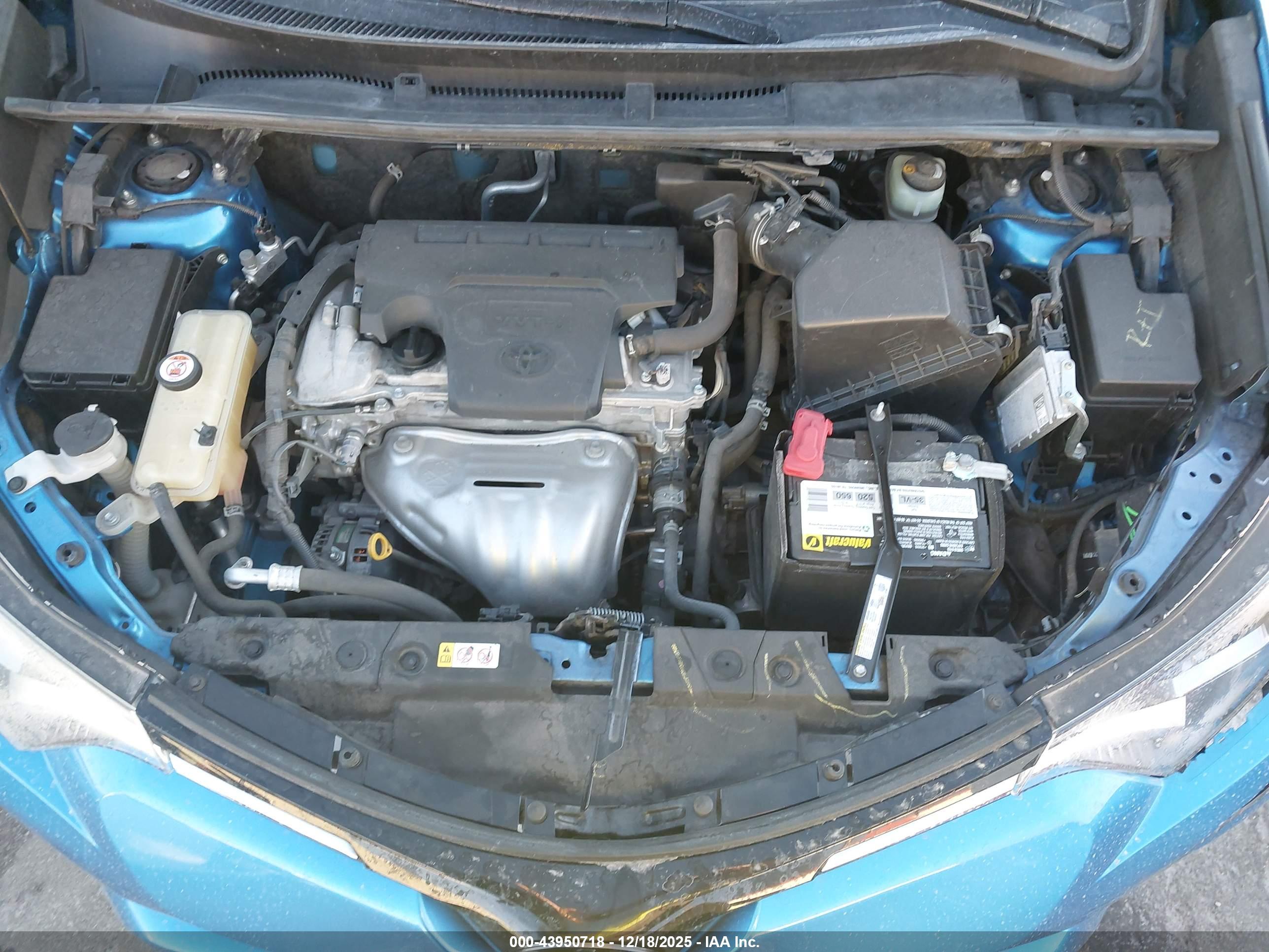 TOYOTA RAV4 image 10