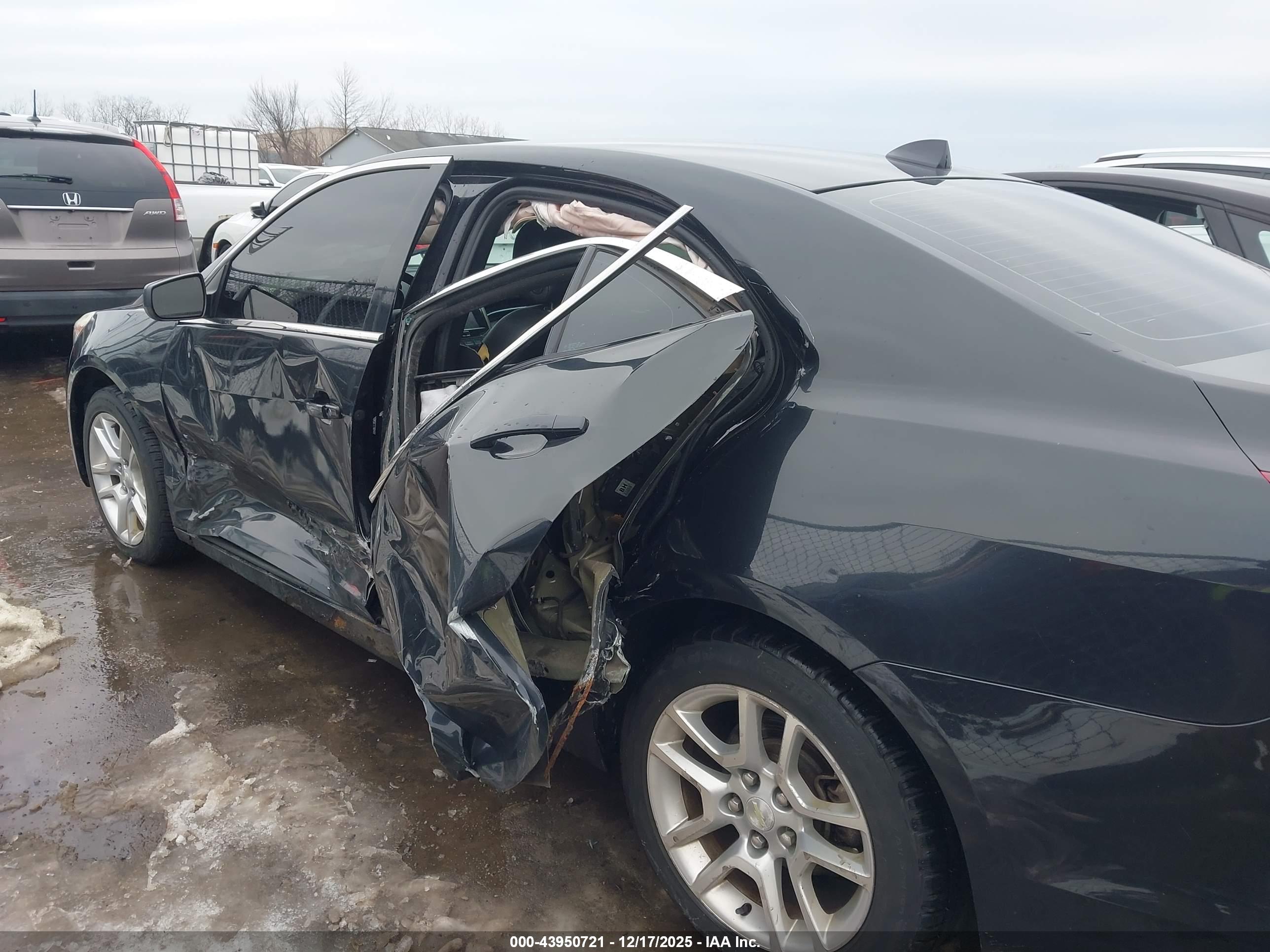 CHEVROLET MALIBU image 6