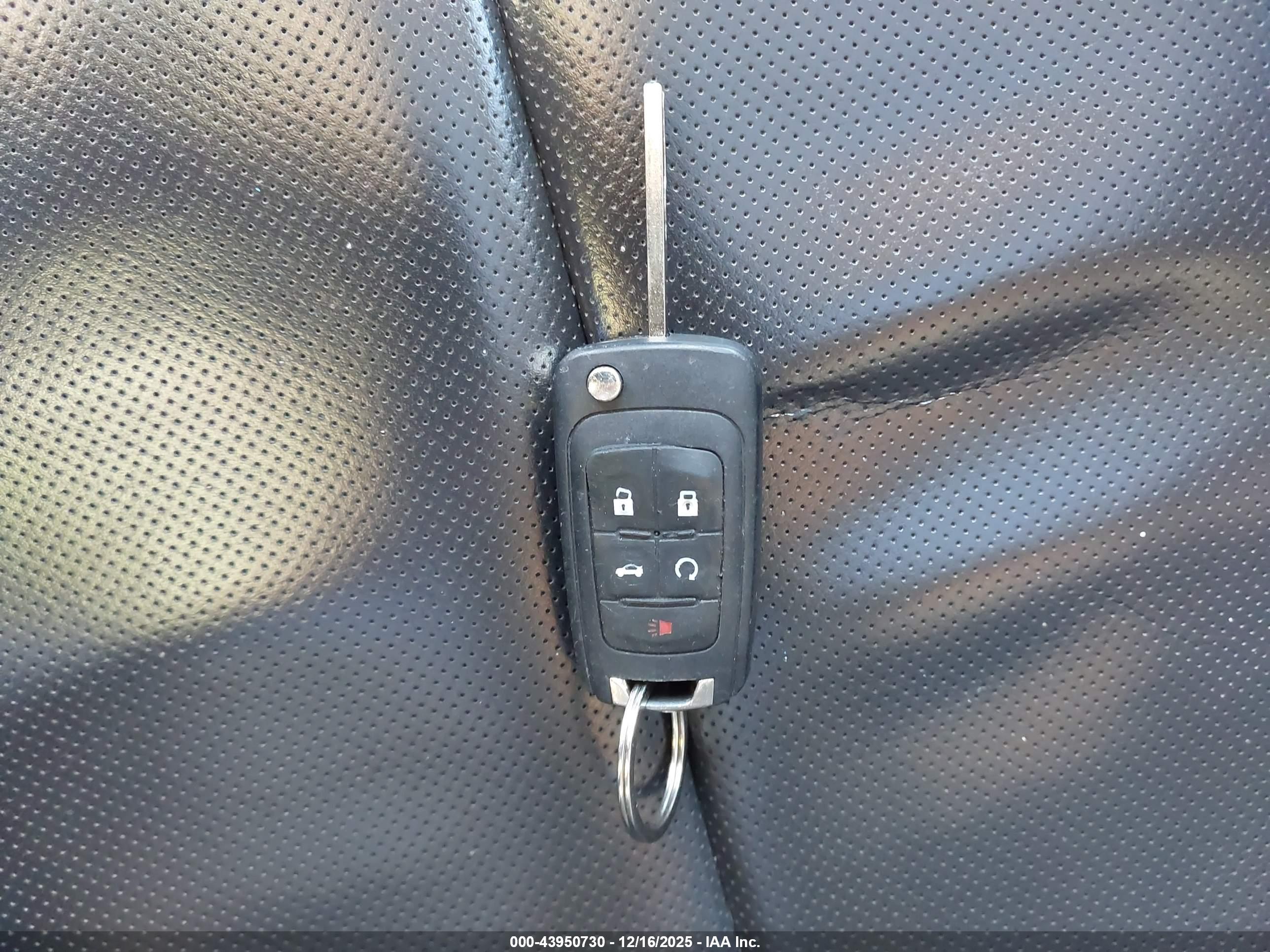 GMC TERRAIN image 11