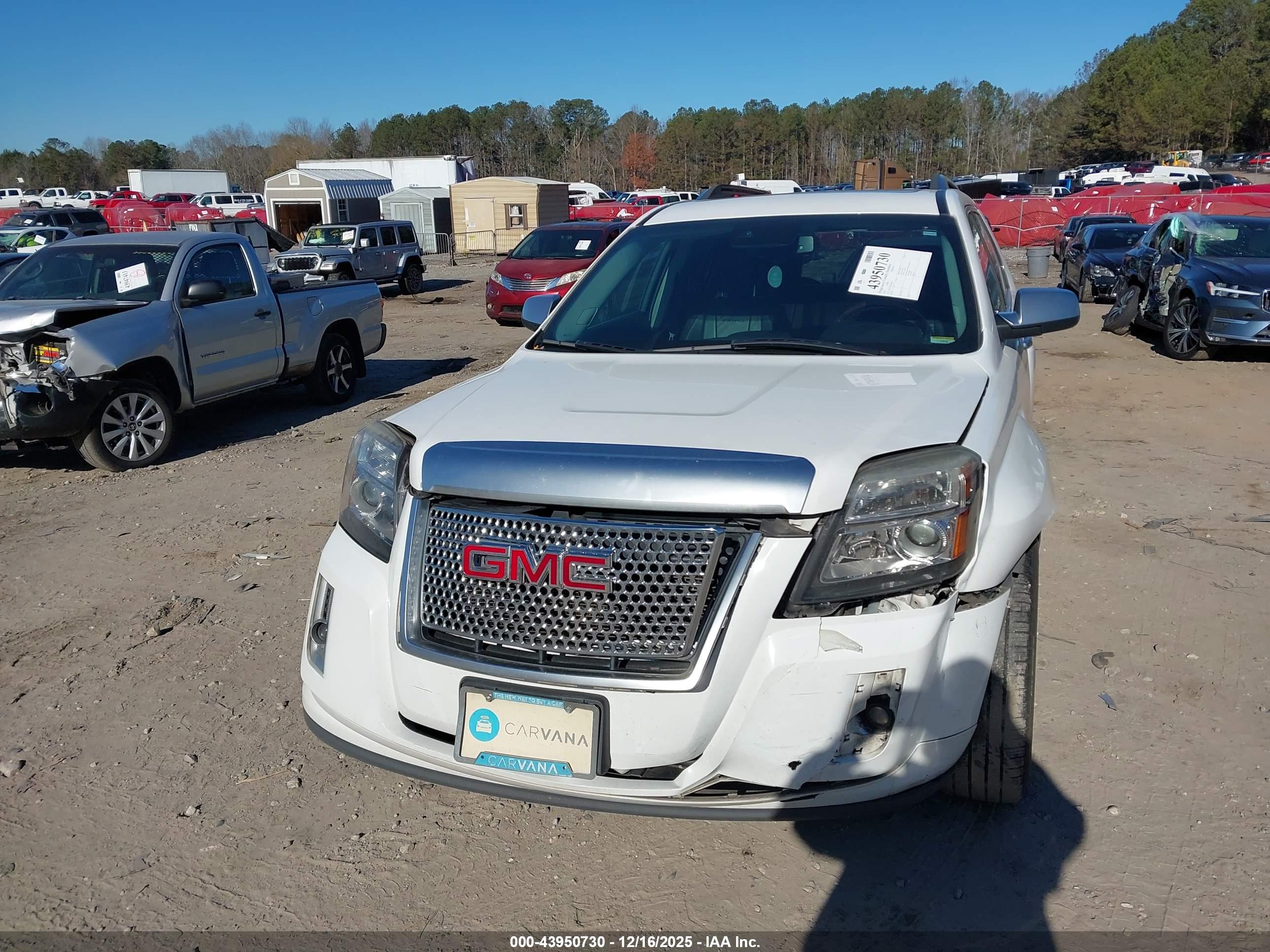 GMC TERRAIN image 6