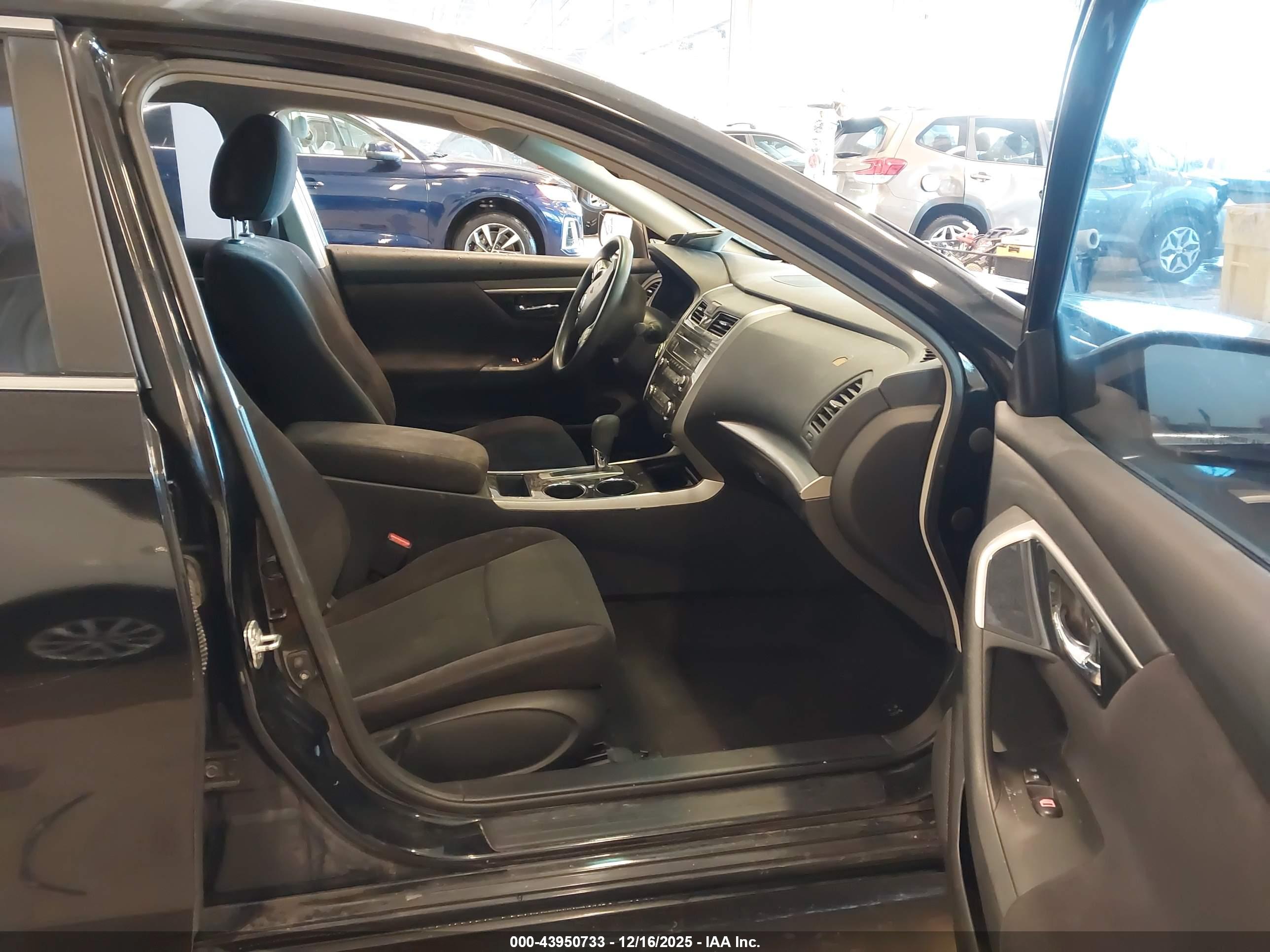 NISSAN ALTIMA image 5