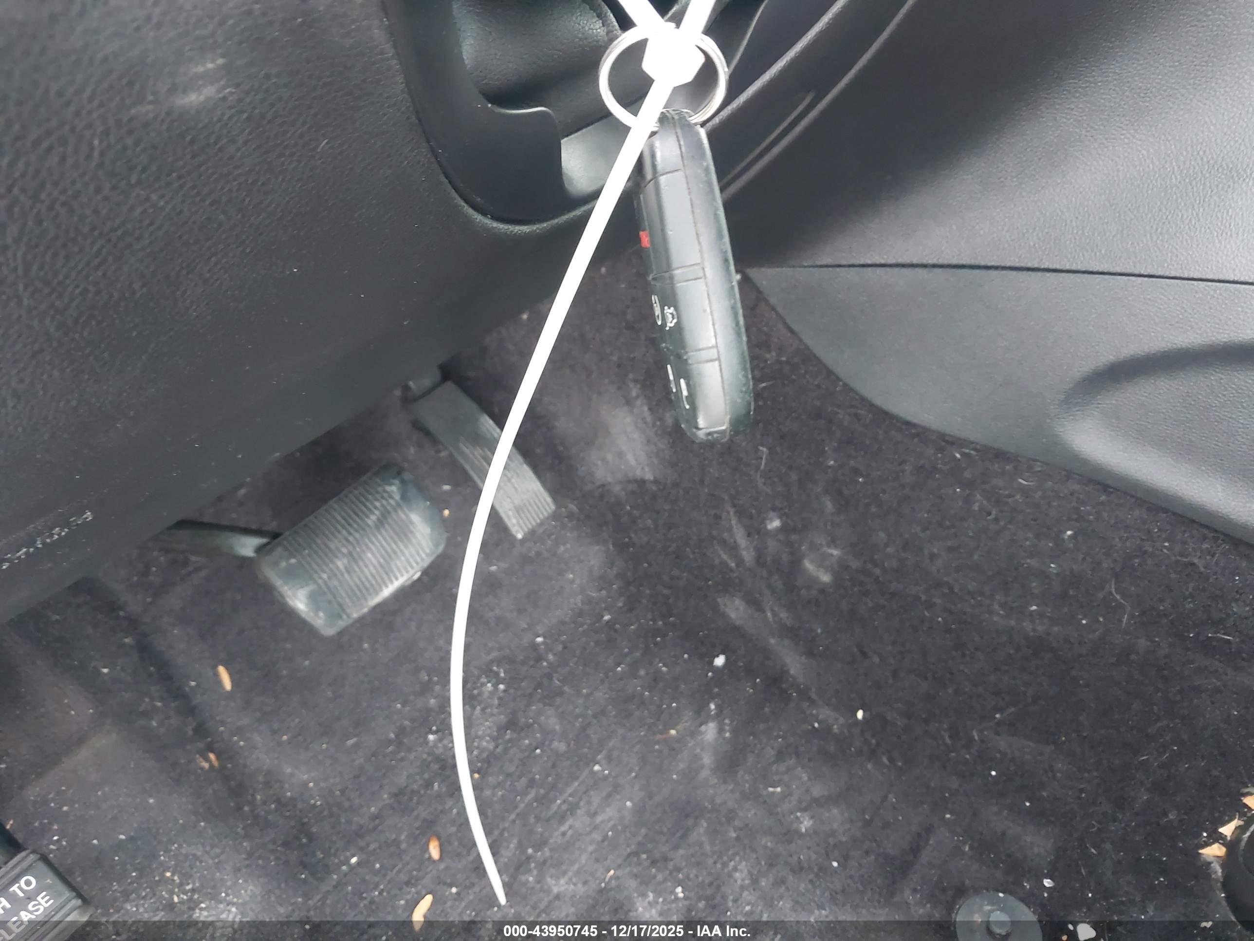 JEEP GRAND image 11
