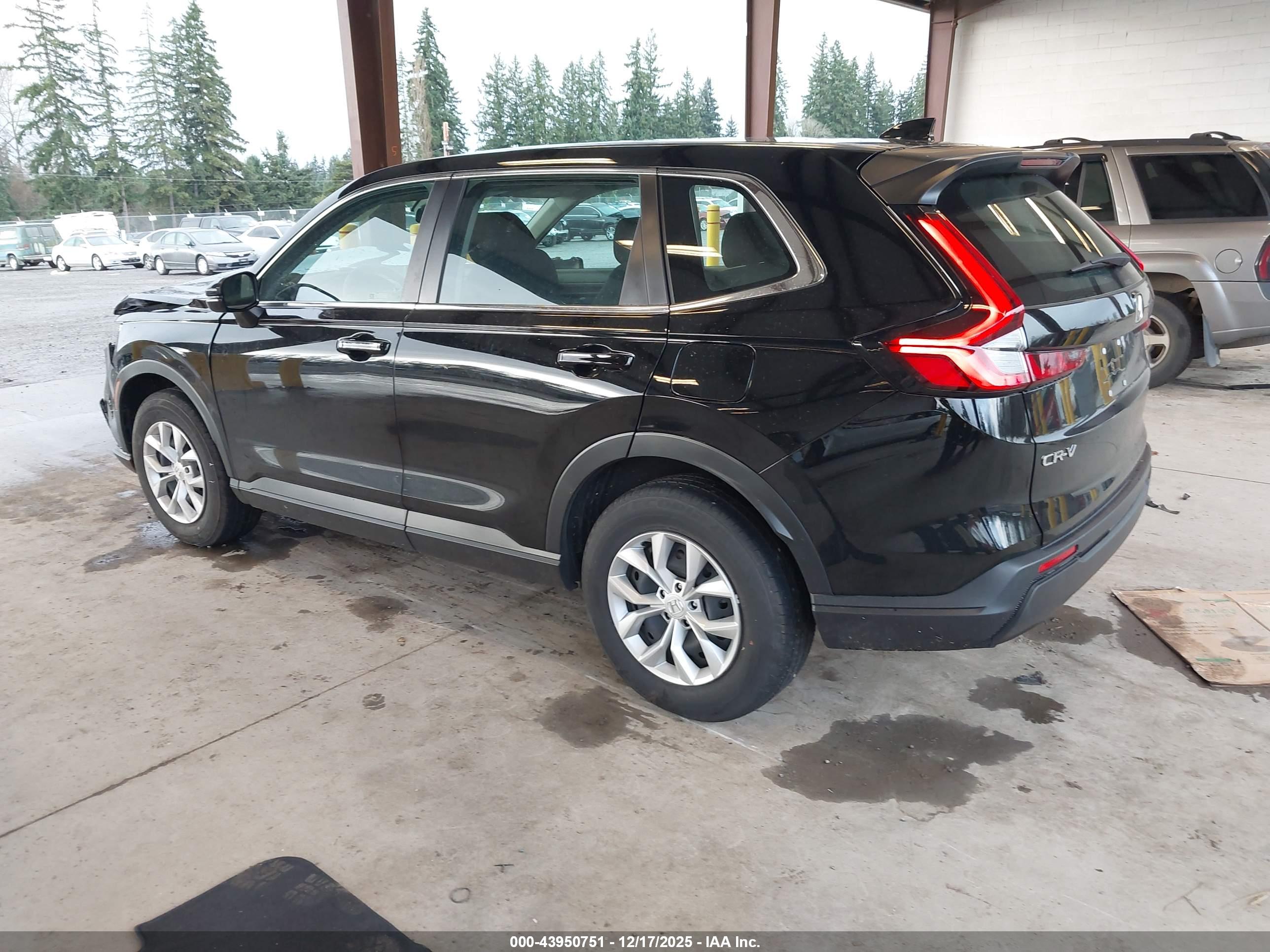 HONDA CR-V image 3