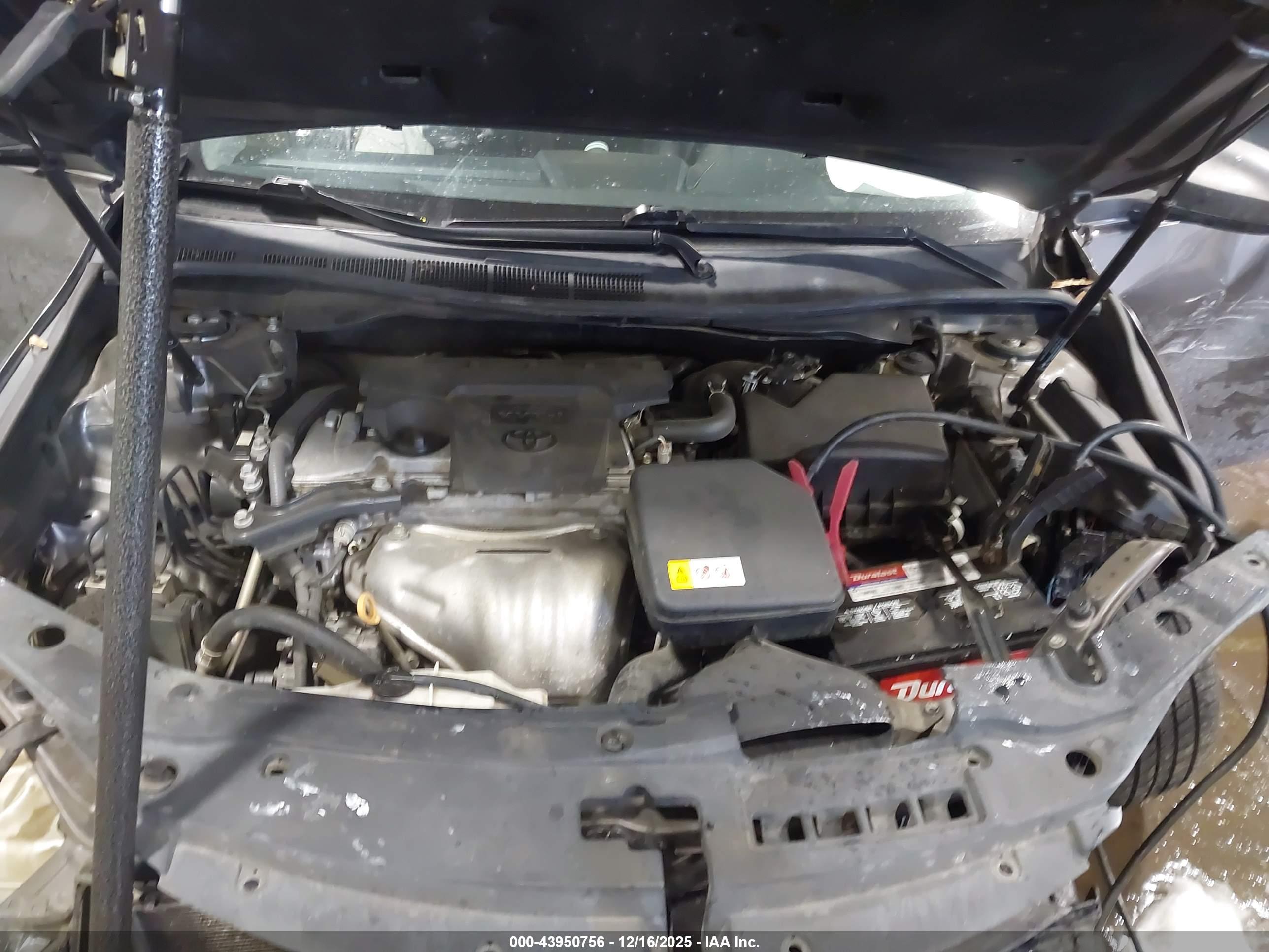 TOYOTA CAMRY image 10