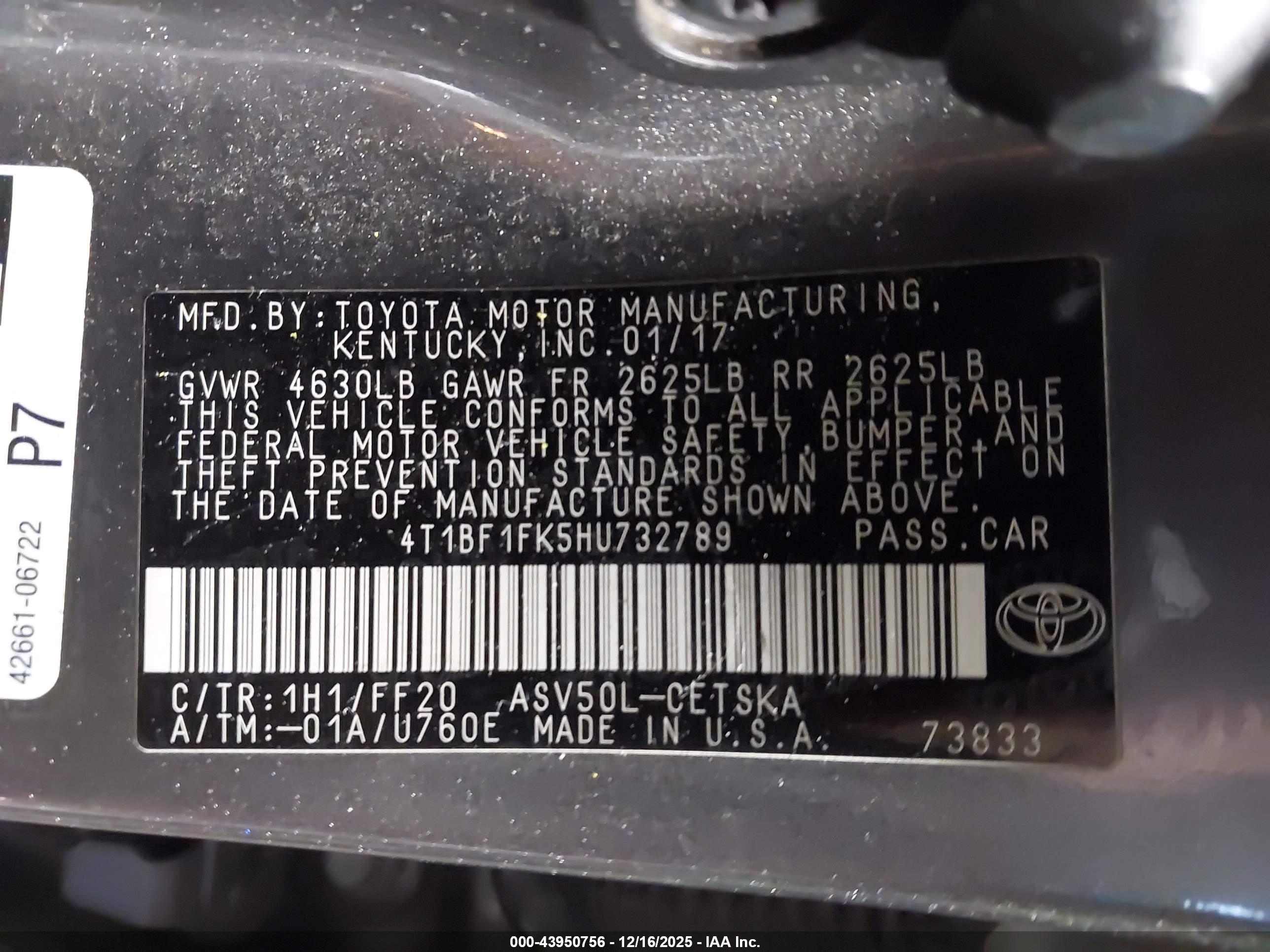 TOYOTA CAMRY image 9