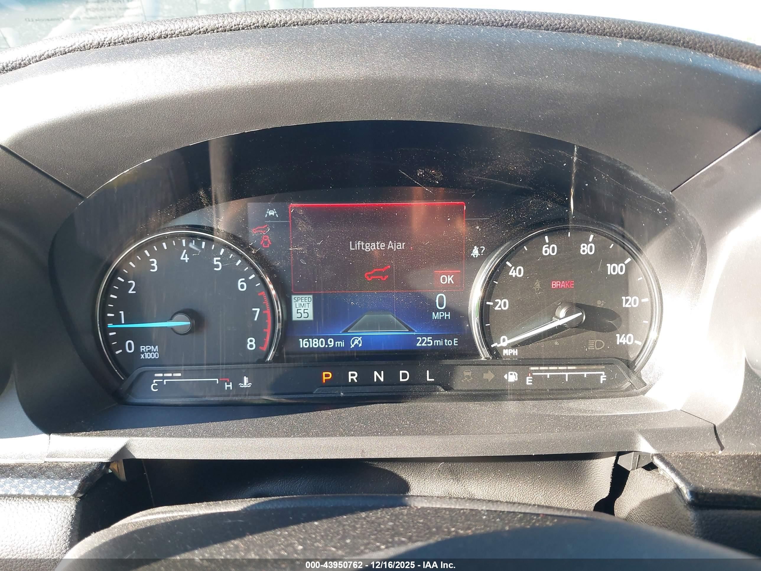 FORD EXPLORER image 7