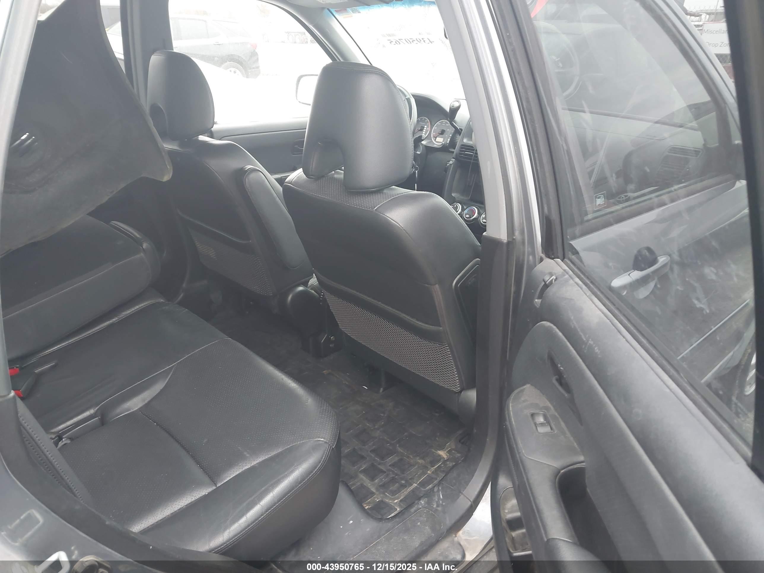 HONDA CR-V image 8