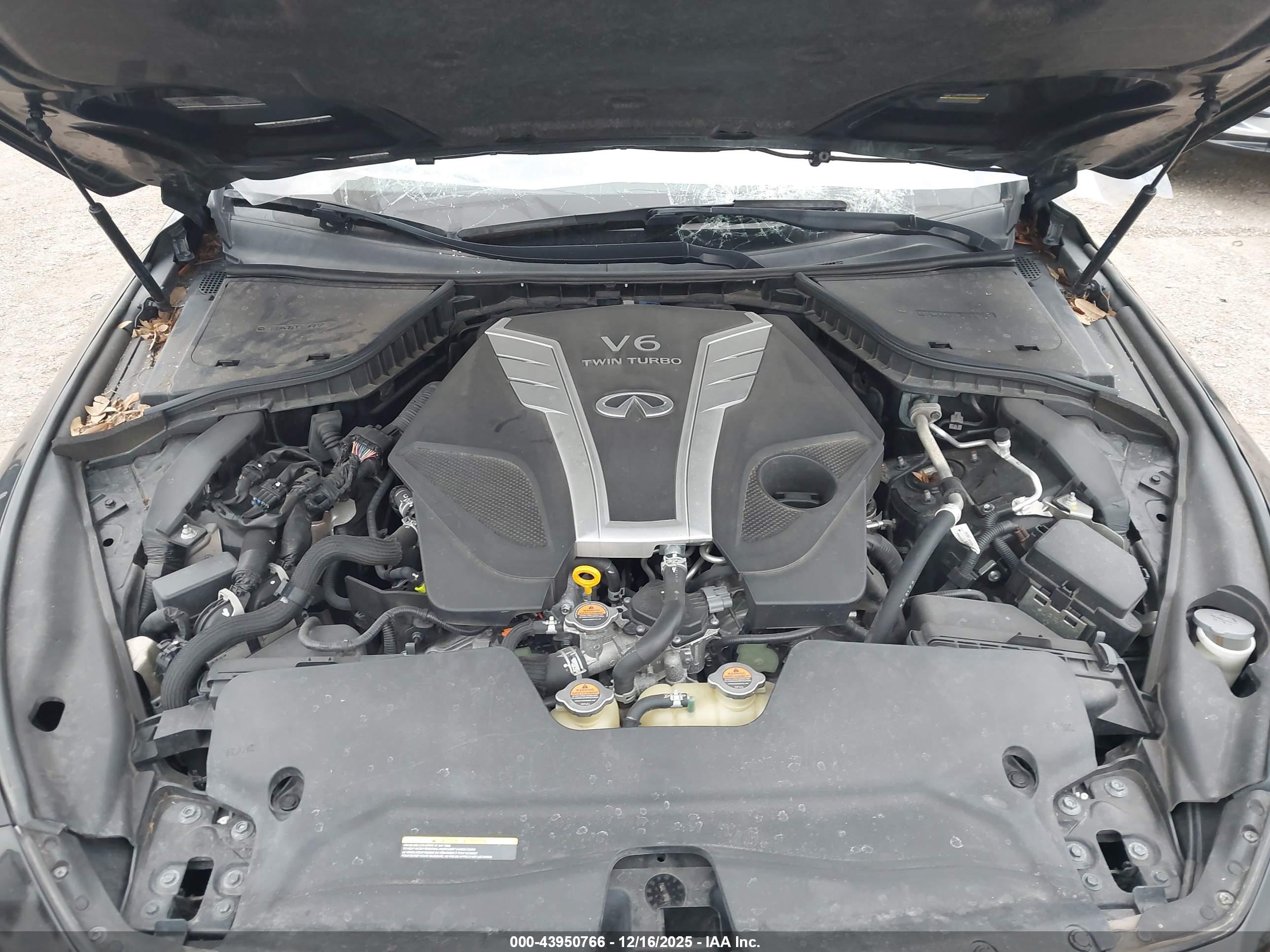 INFINITI Q50 image 10