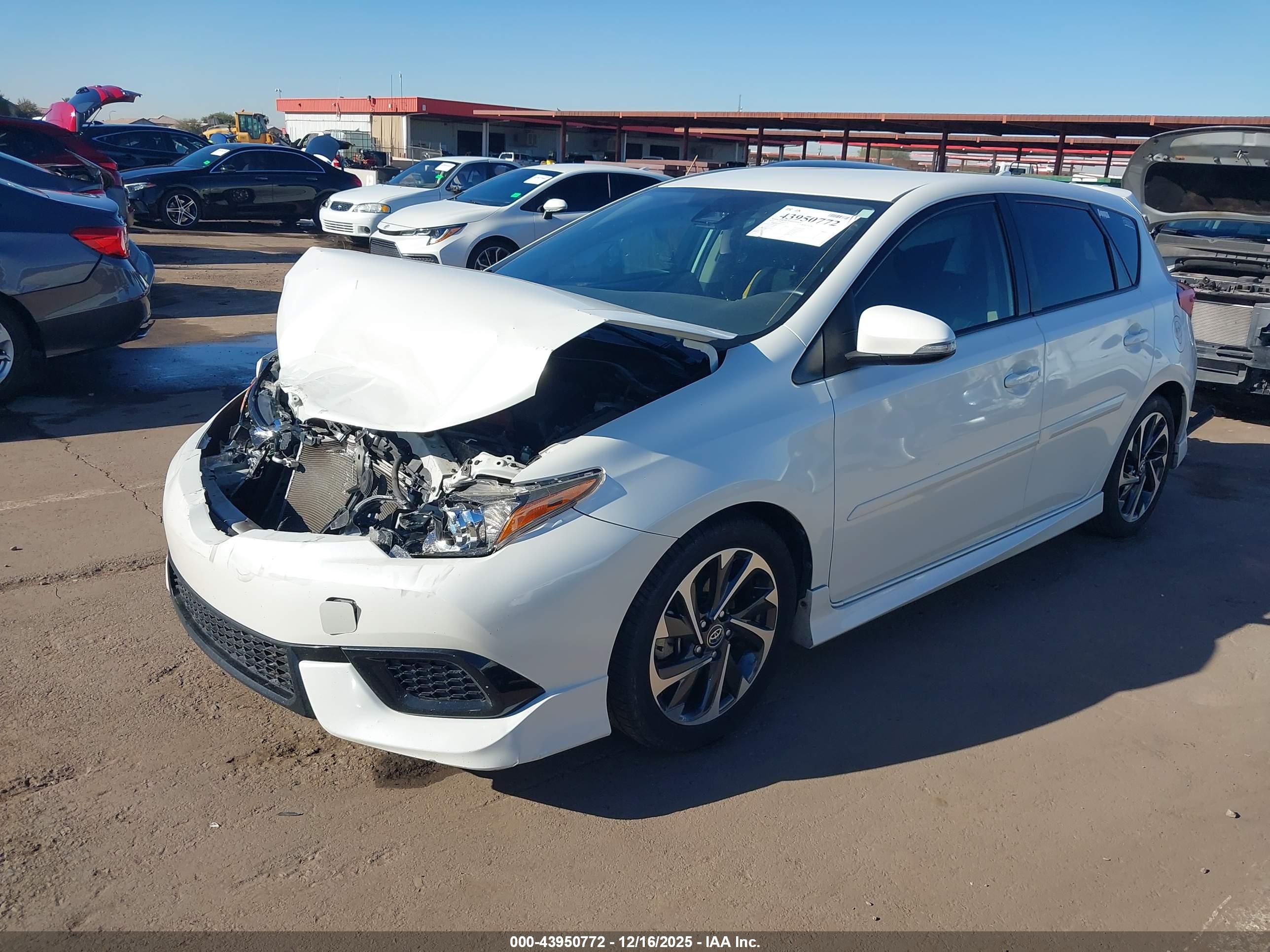 TOYOTA COROLLA image 2