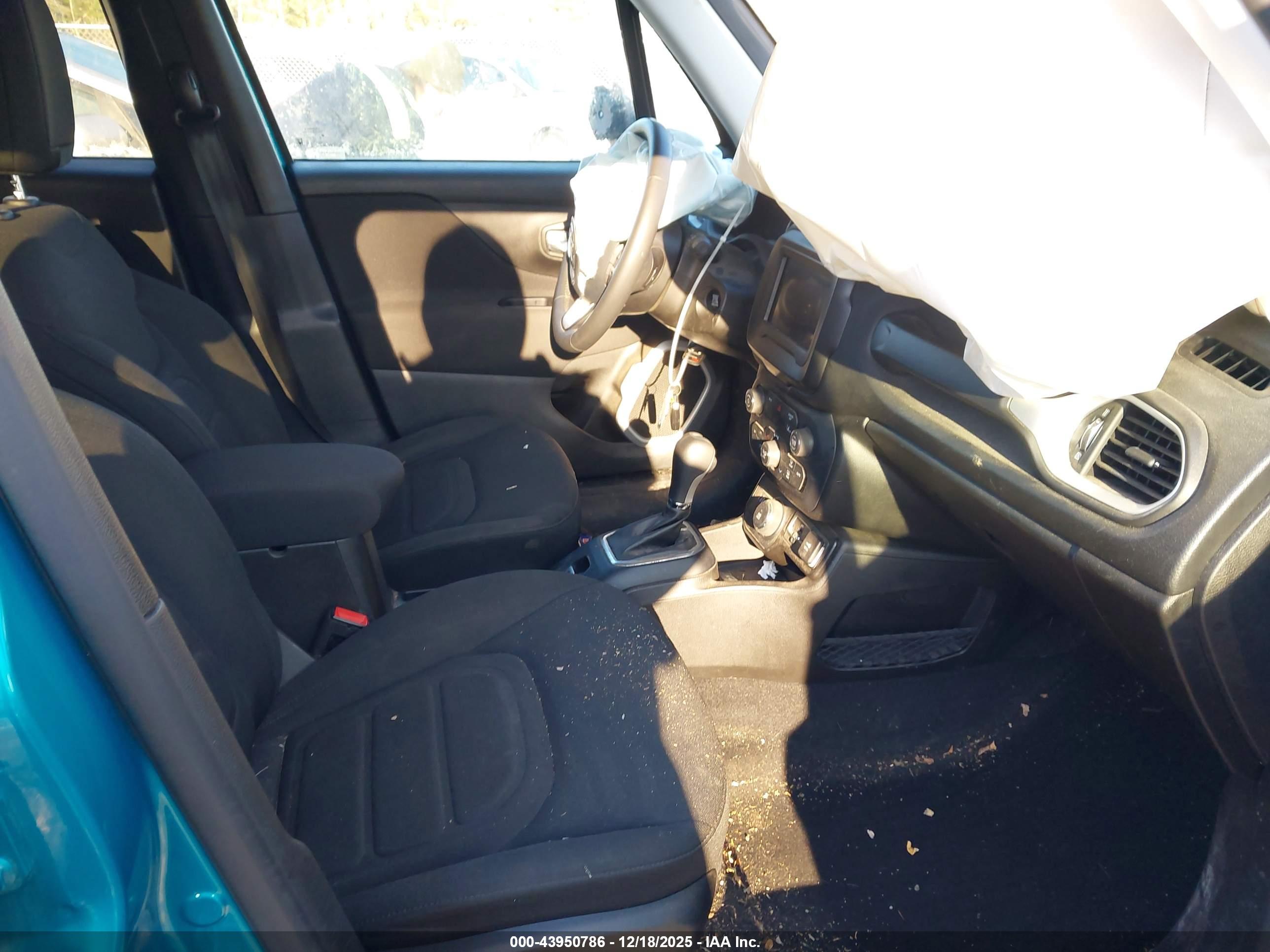 JEEP RENEGADE image 5