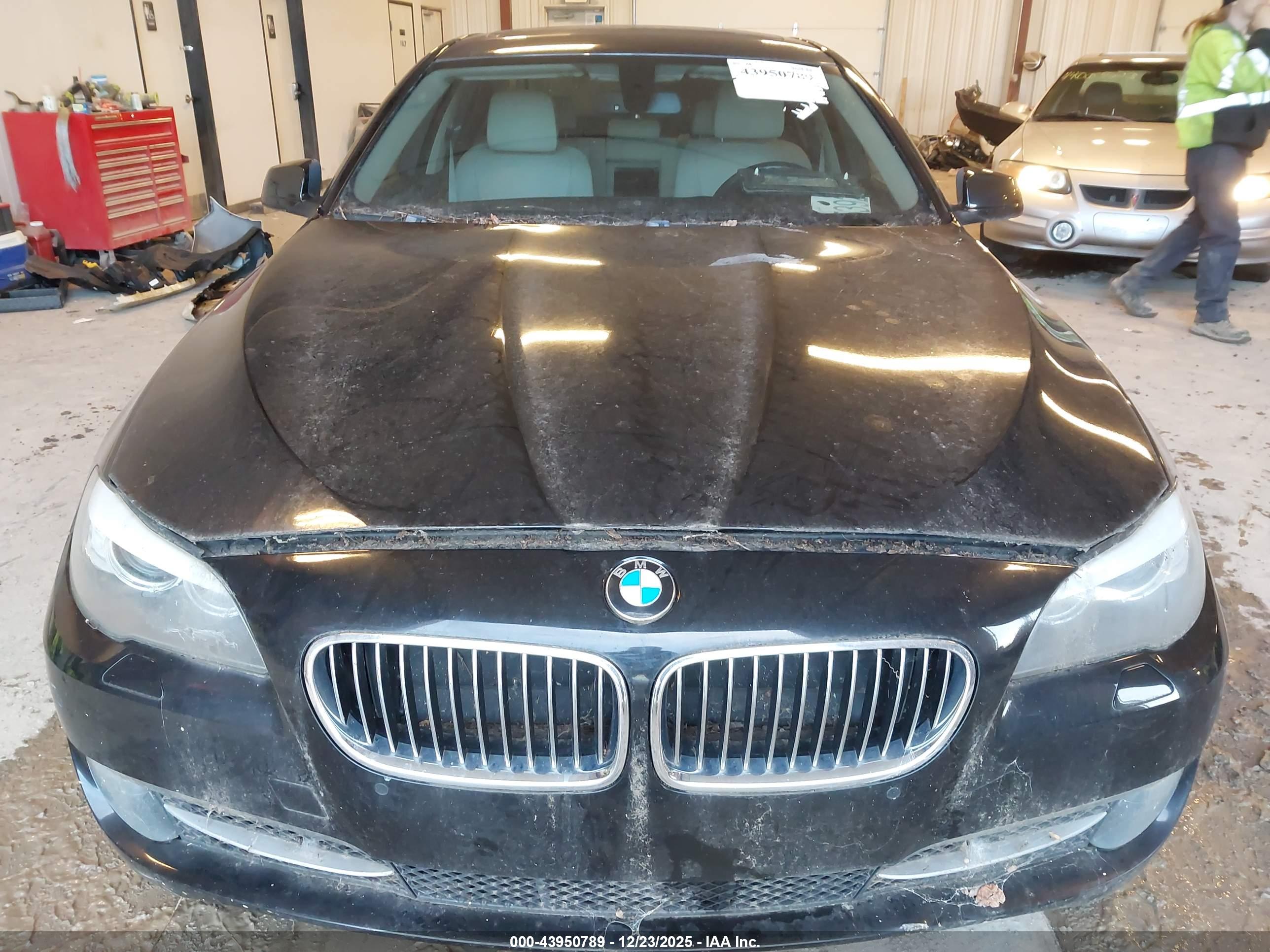 BMW 535I image 6