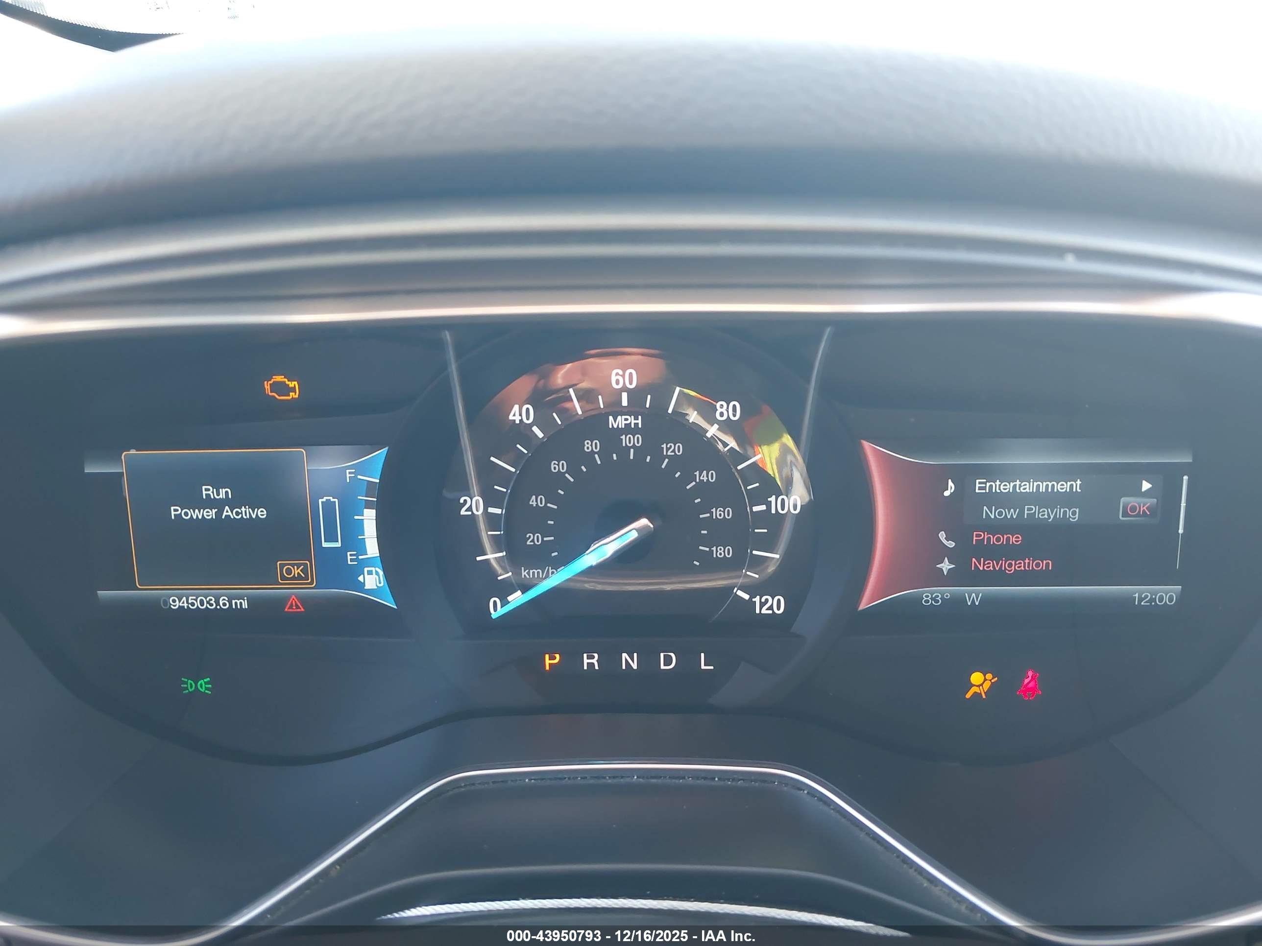 FORD FUSION image 7