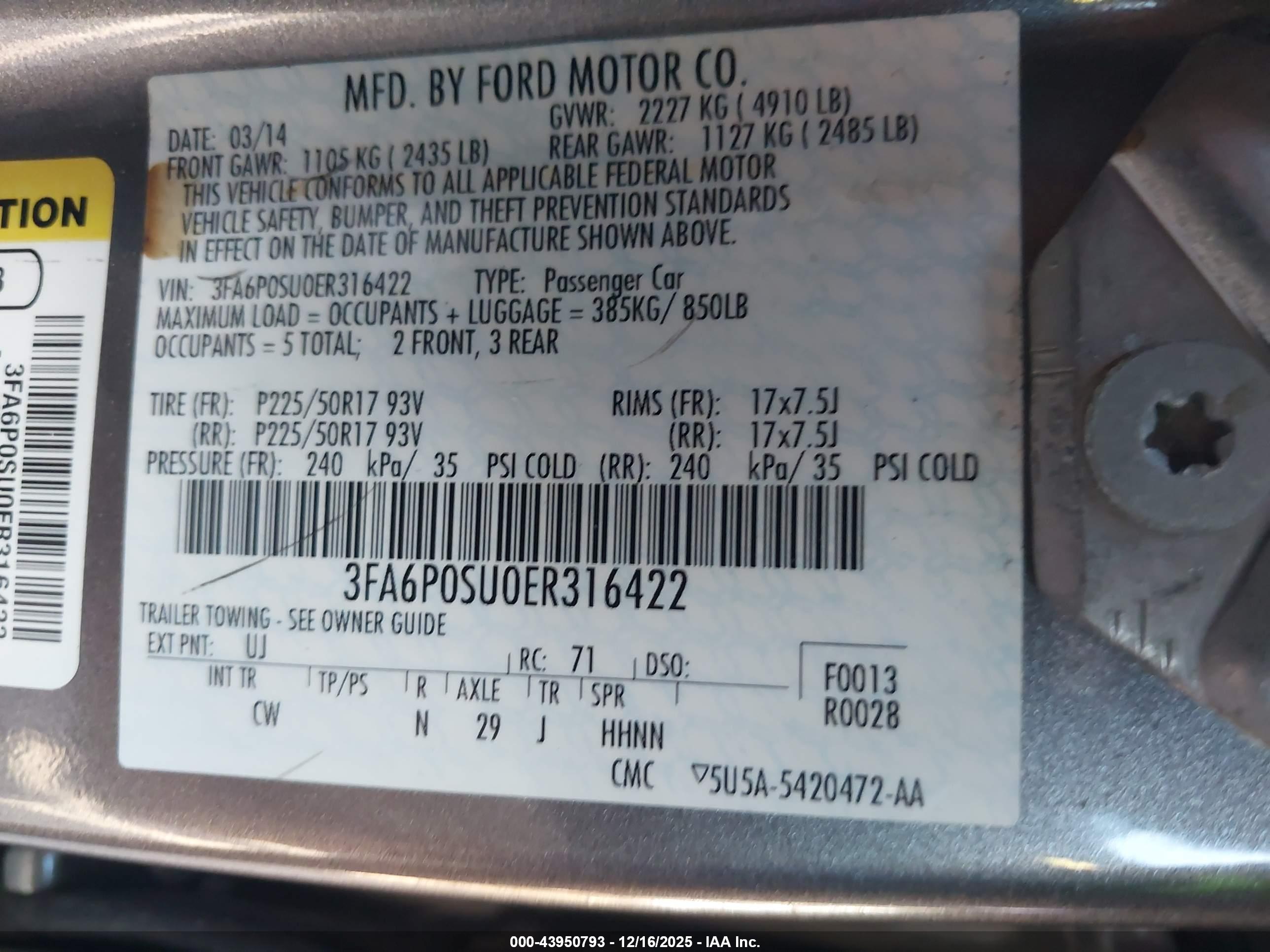 FORD FUSION image 9