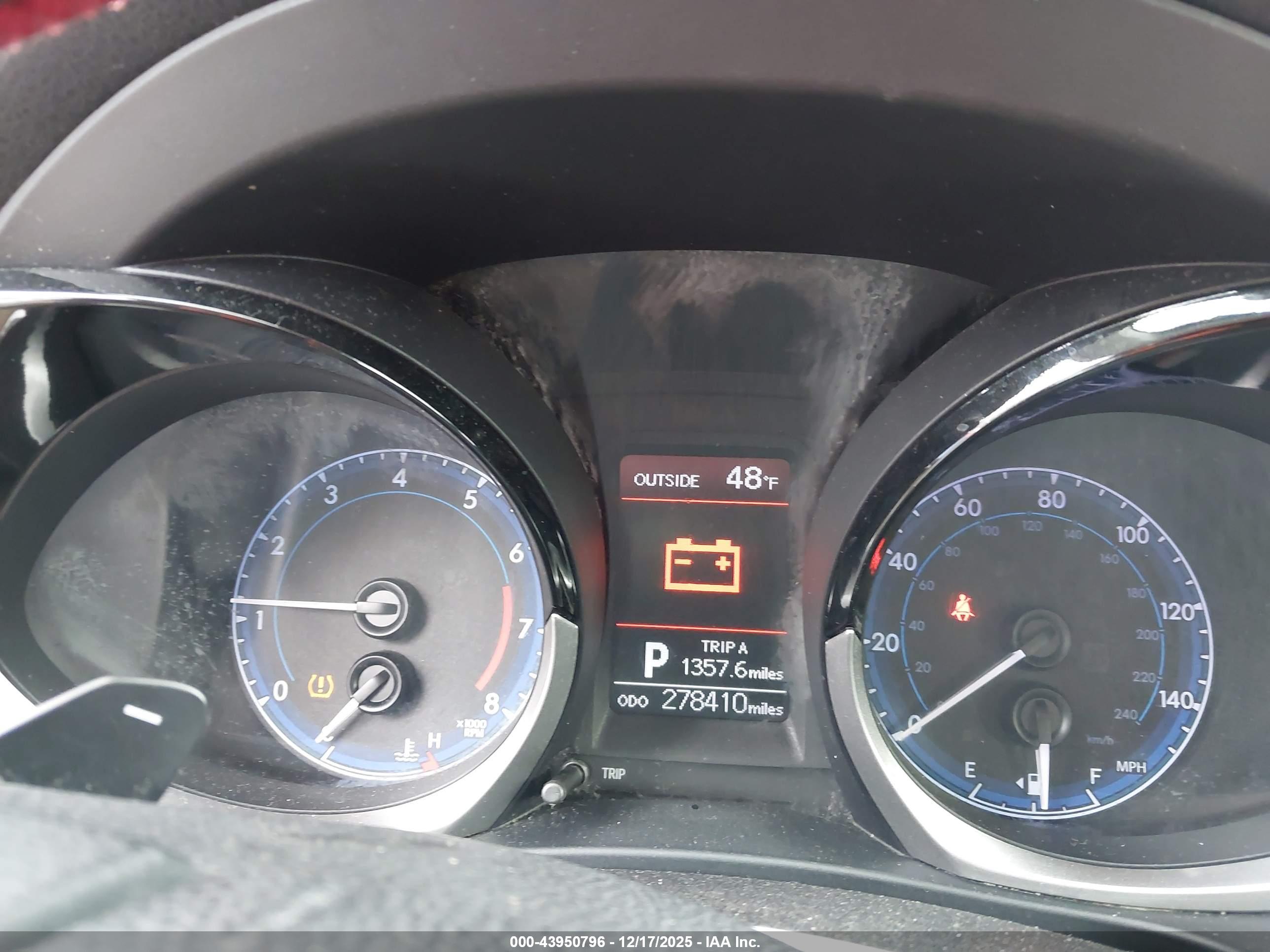 TOYOTA COROLLA image 7
