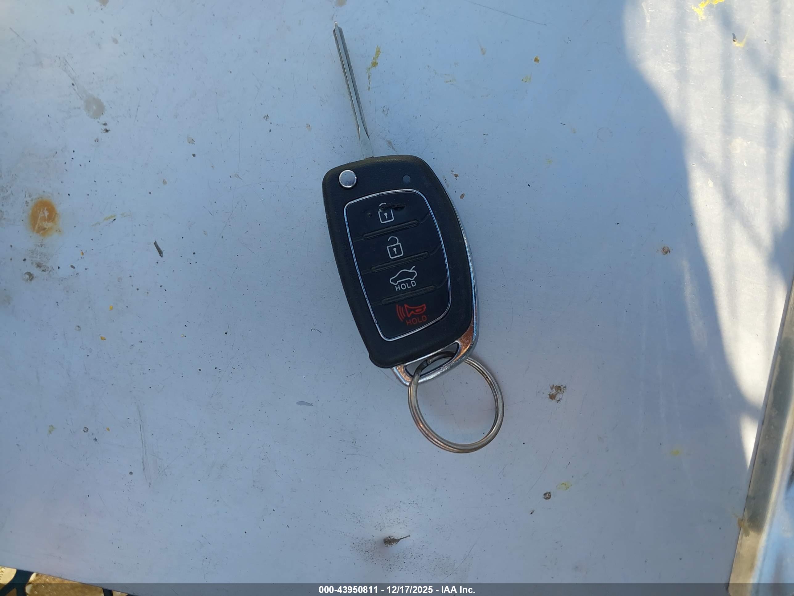 HYUNDAI SONATA image 11