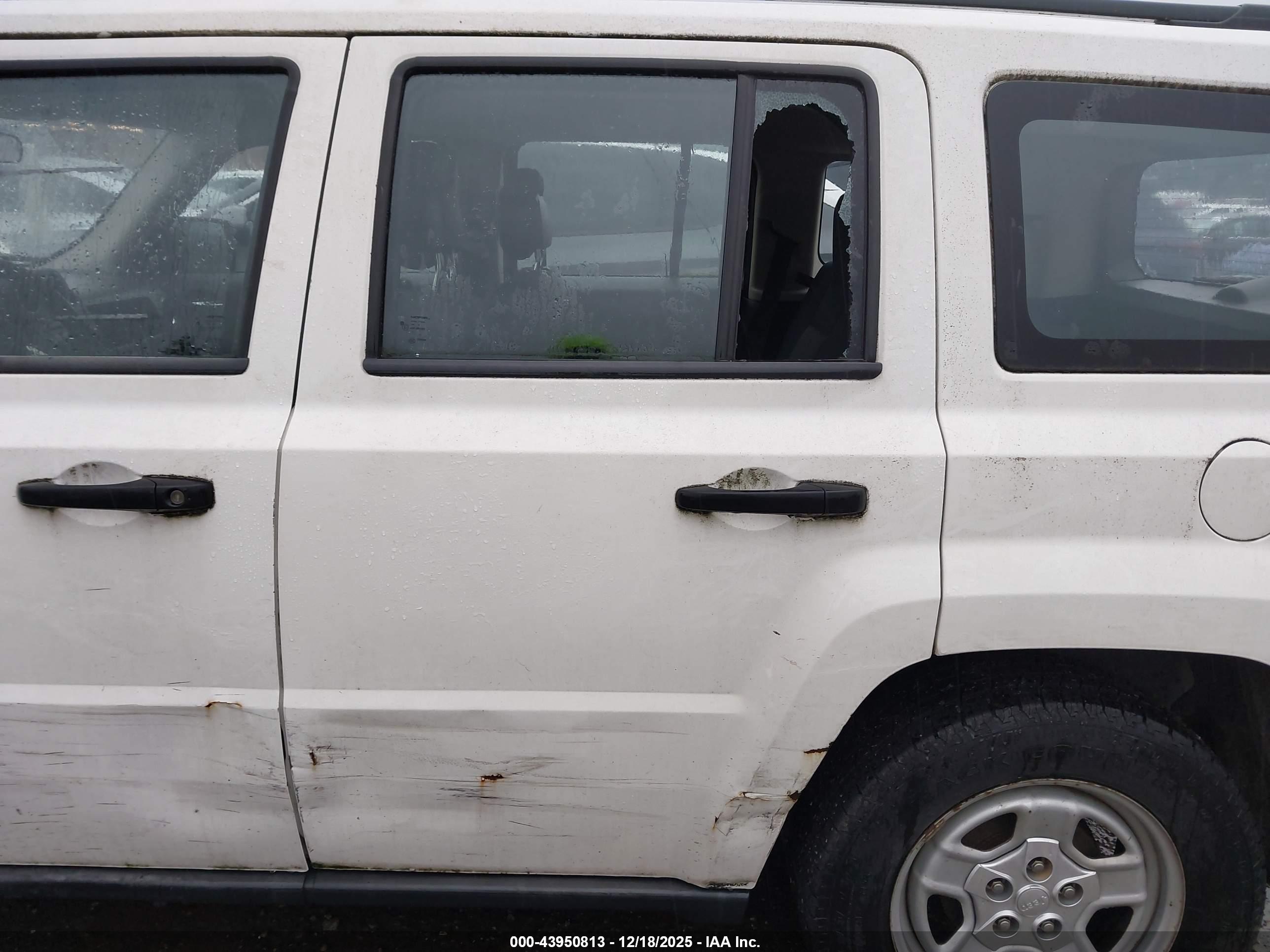 JEEP PATRIOT image 6