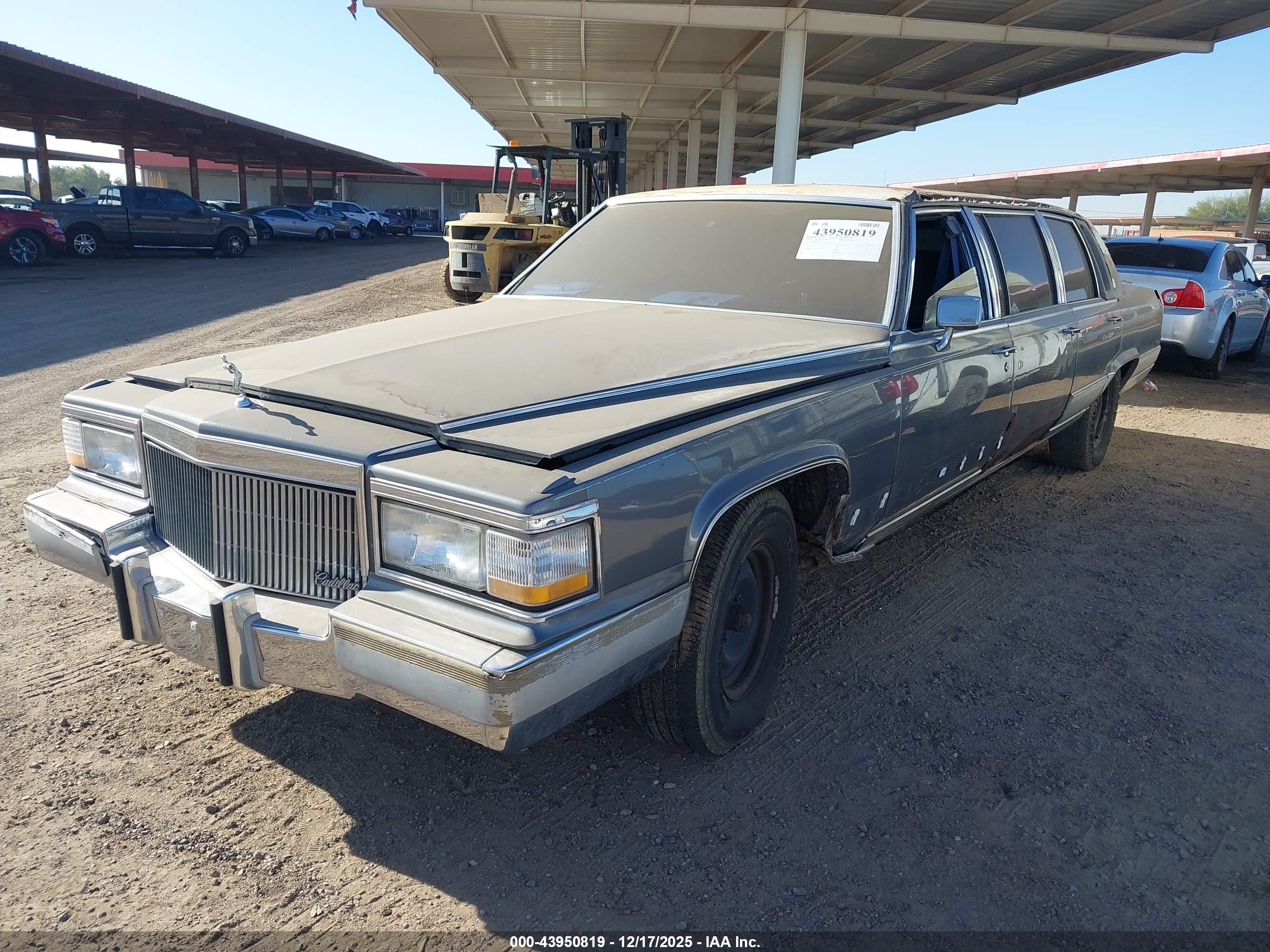 CADILLAC BROUGHAM image 2