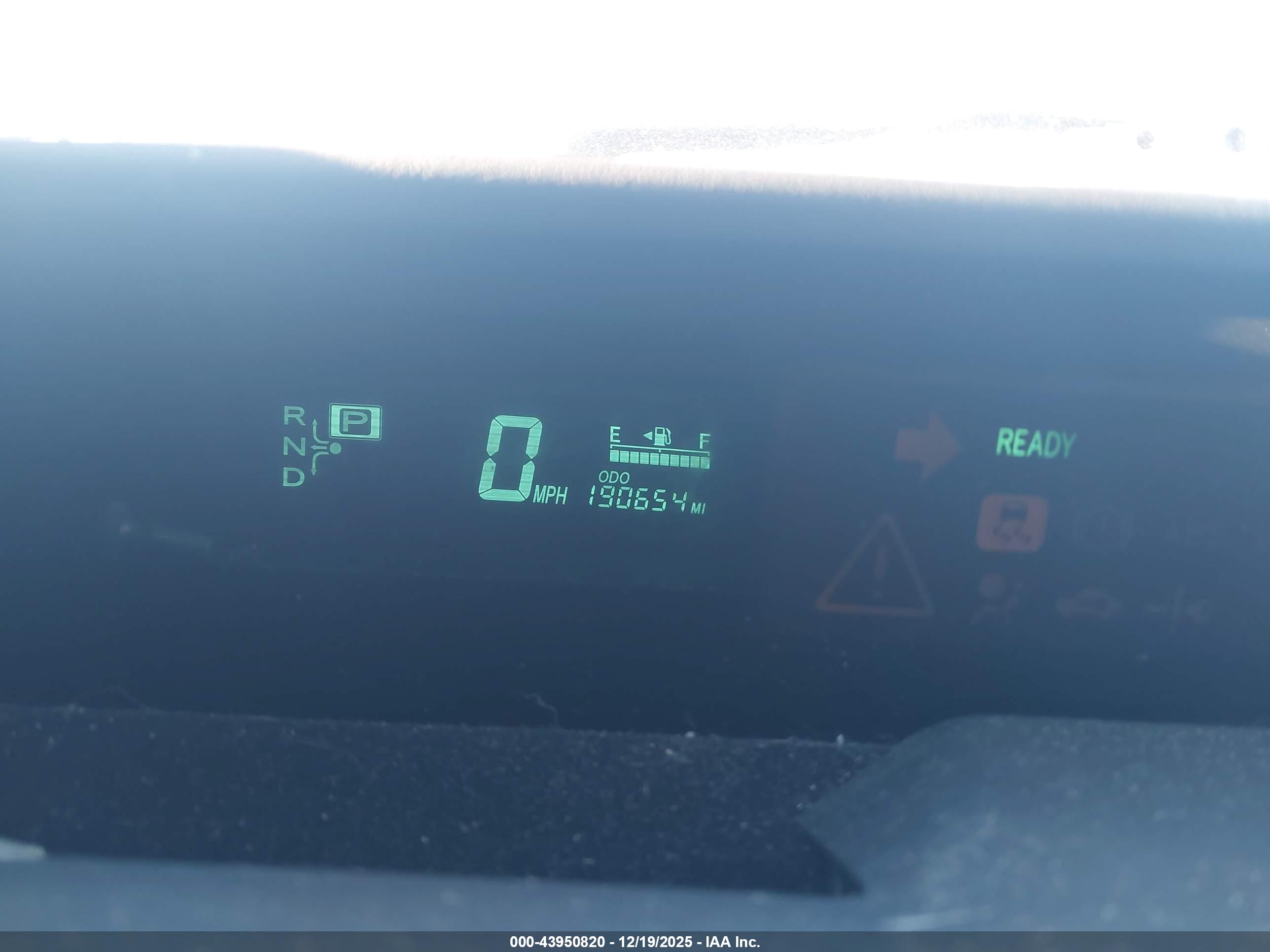 TOYOTA PRIUS image 7